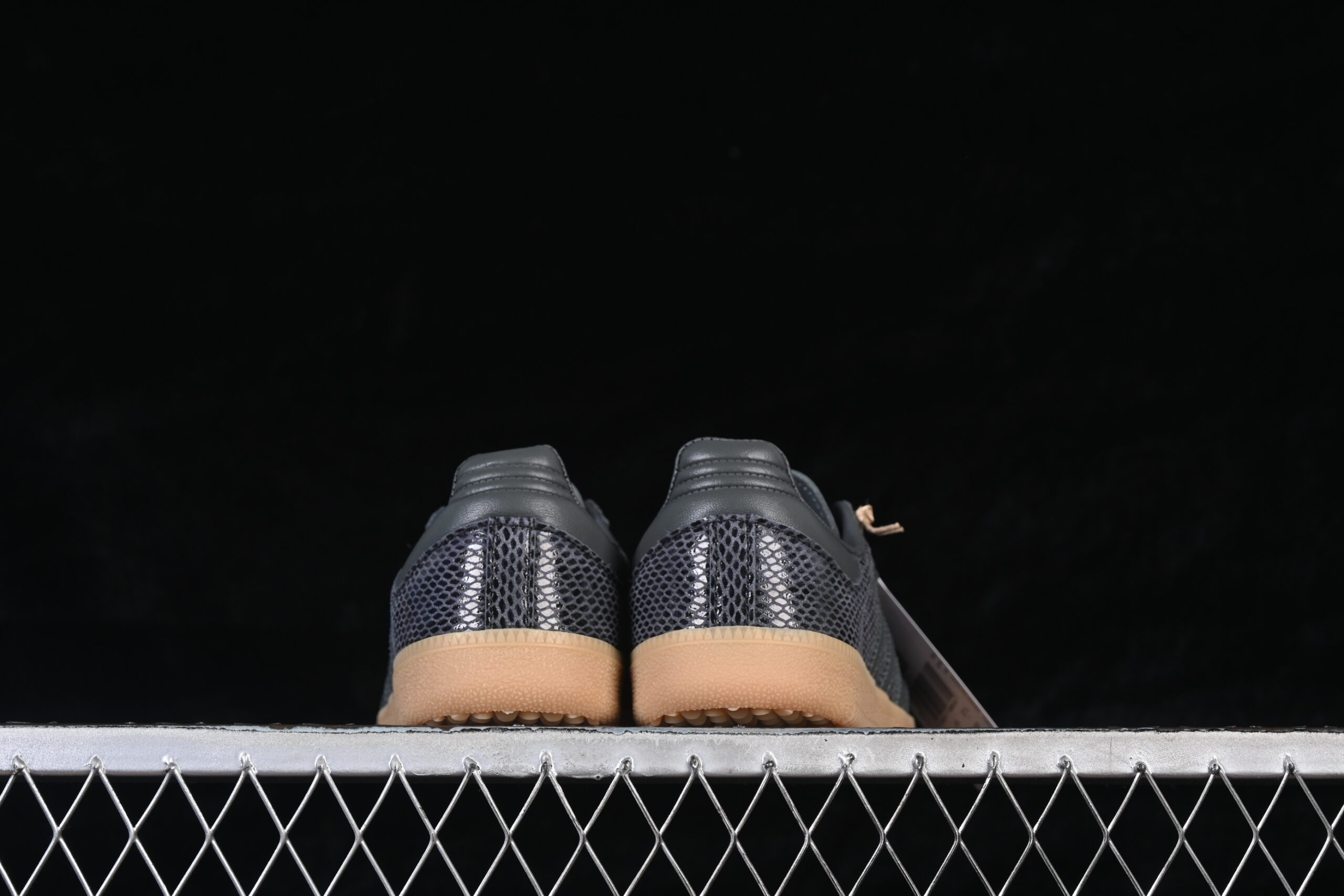 Adidas Wmns Samba OG 'Snakeskin Pack - Black' — изображение 4