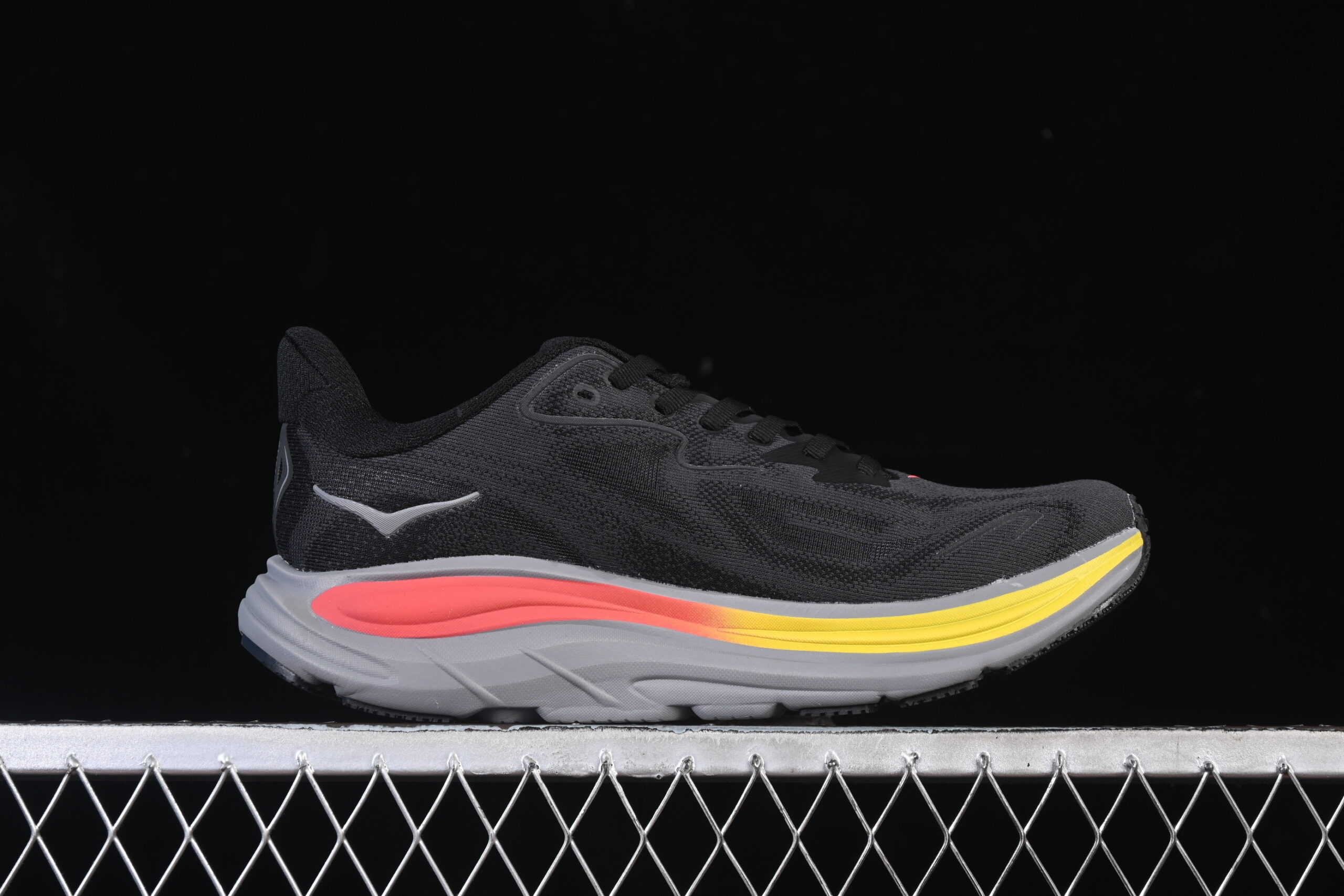 HOKA Clifton 10 'Black Galactic Grey' — изображение 2
