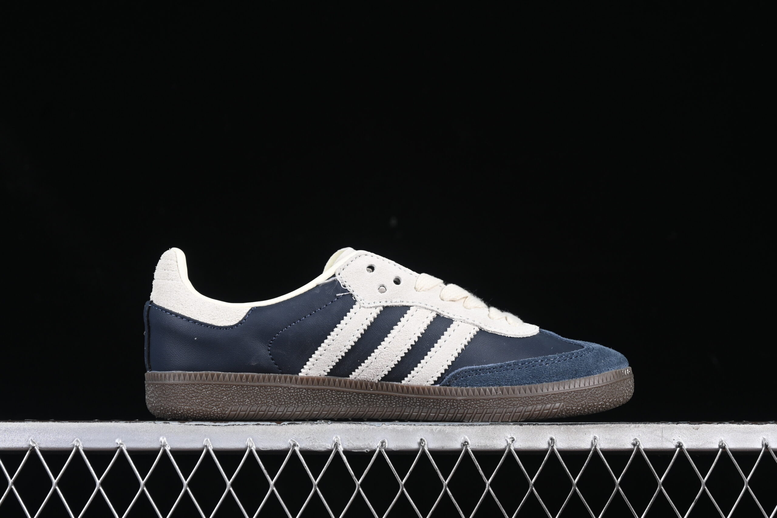 Adidas Samba OG 'Aurora Ink Cream' — изображение 2