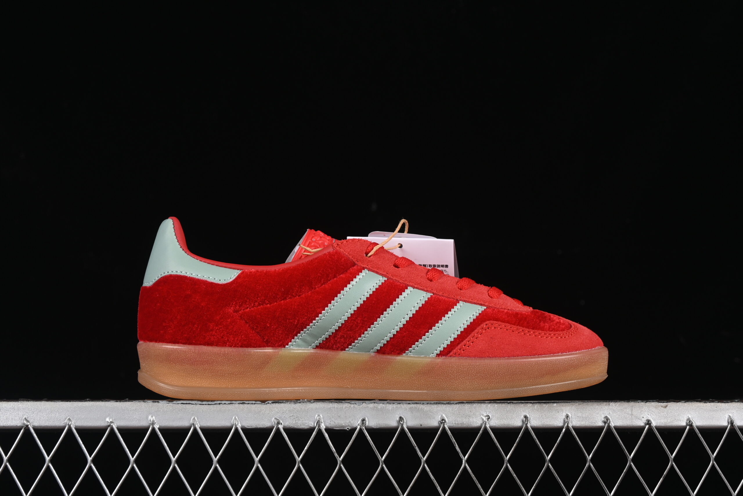 Adidas Wmns Gazelle Indoor 'Better Scarlet Green Velvet' — изображение 2