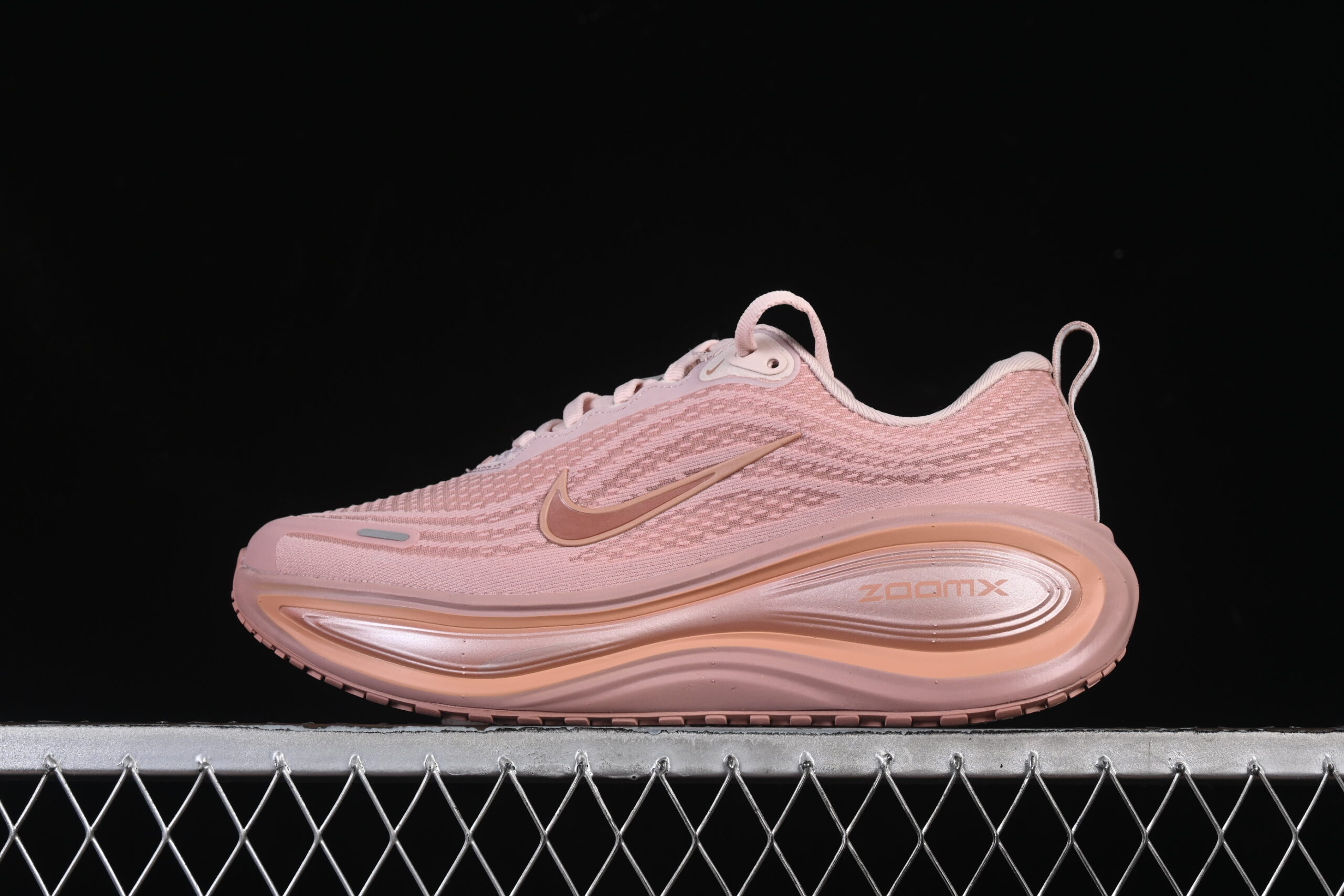 Nike Vomero Plus Wmns 'Particle Pink Rose Gold'