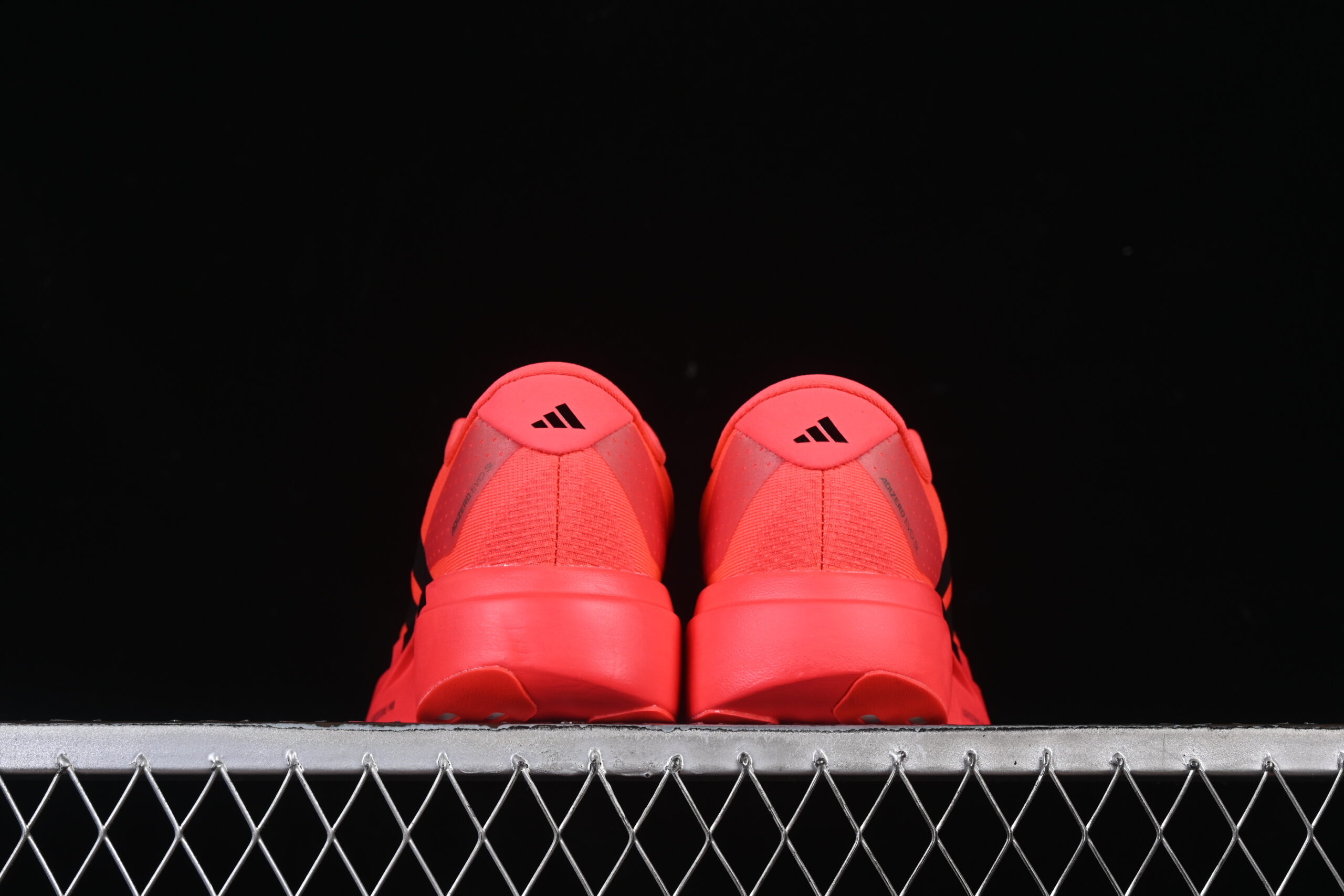 Adidas Adizero Evo SL 'Lucid Red Black' — изображение 4