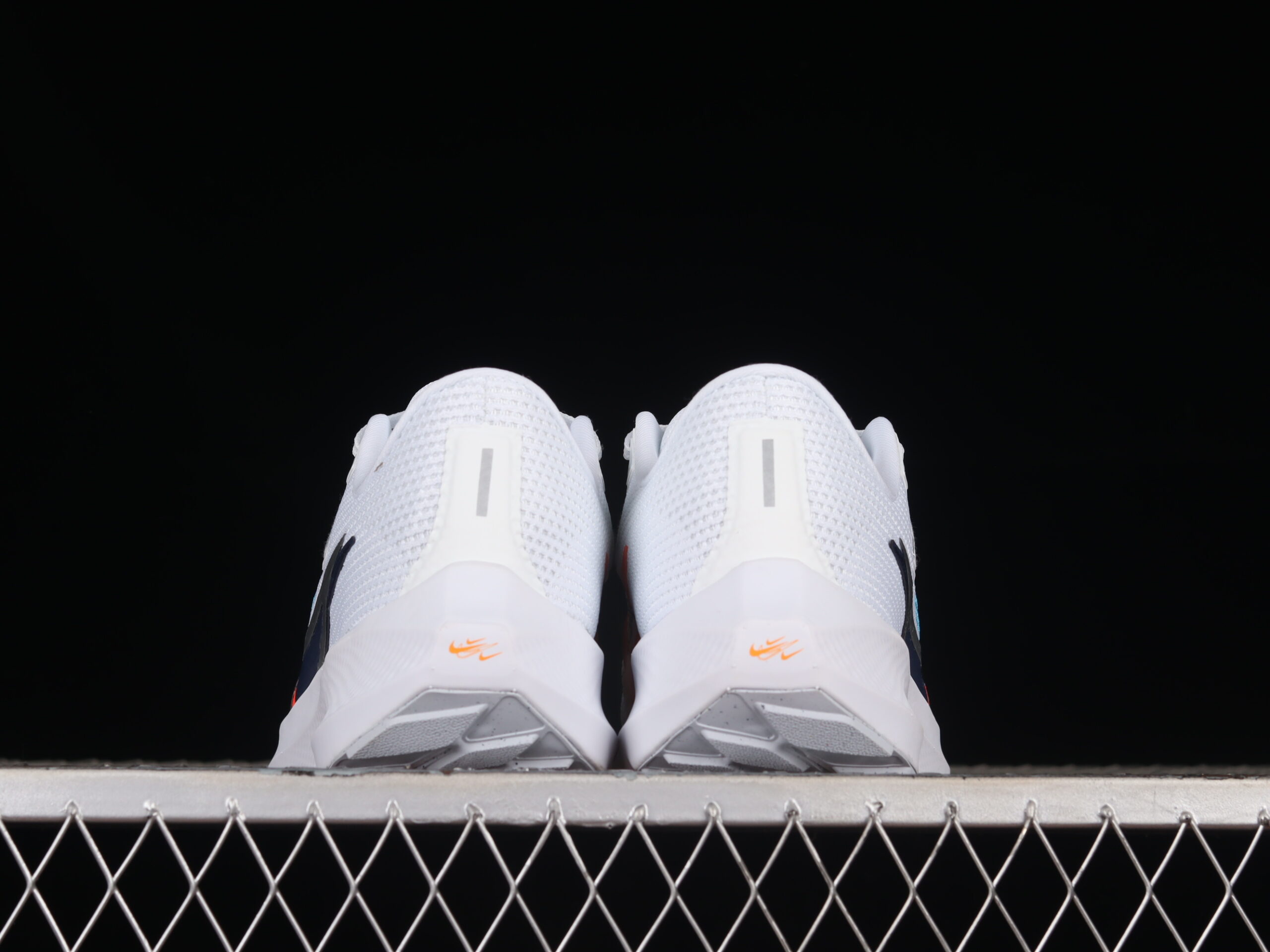 Nike Air Zoom Pegasus 40 Premium 'White Multi-Color' — изображение 4