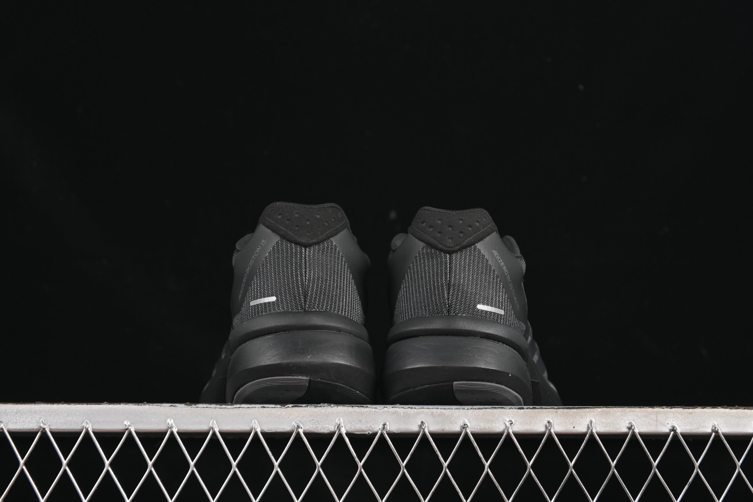 Adidas Adizero Boston 13 Core Black Carbon — изображение 4