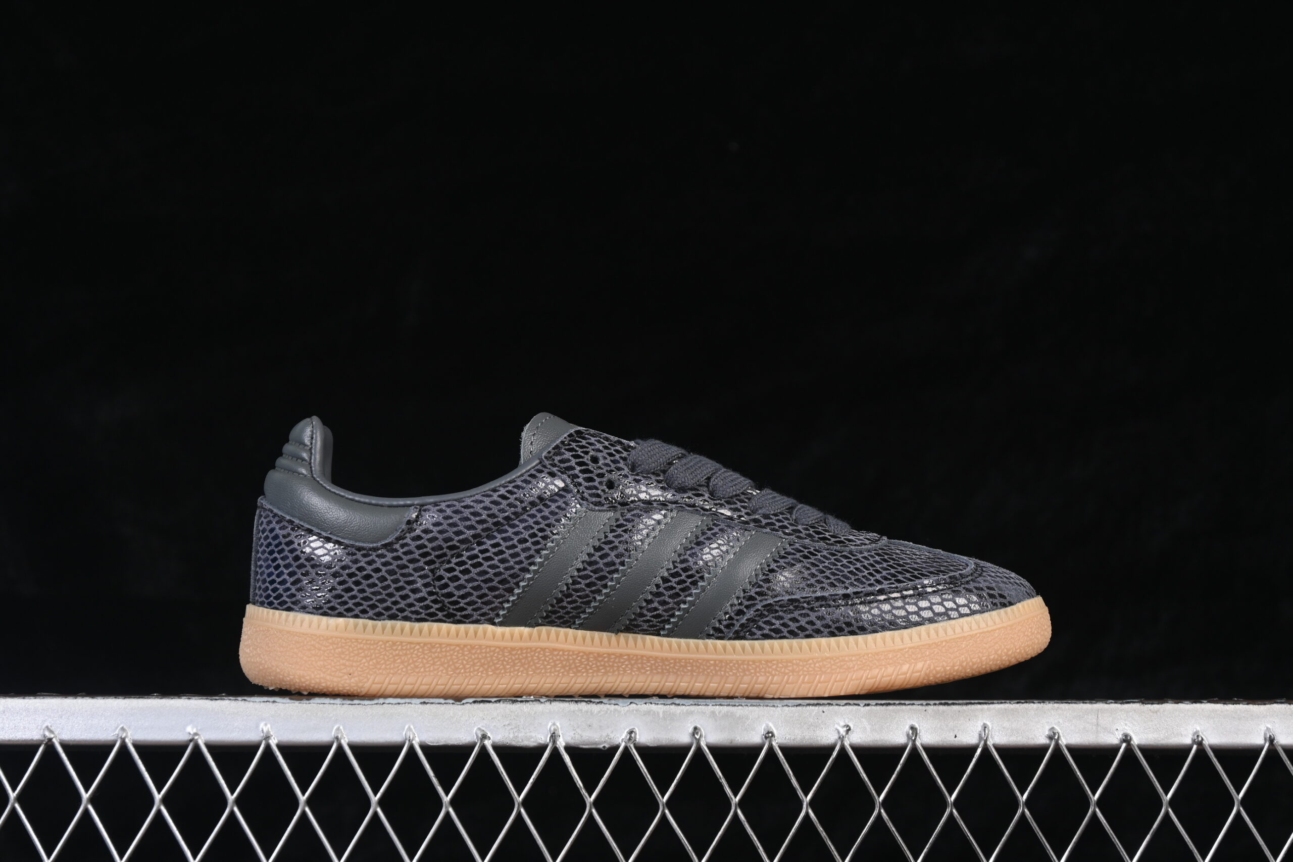 Adidas Wmns Samba OG 'Snakeskin Pack - Black' — изображение 2