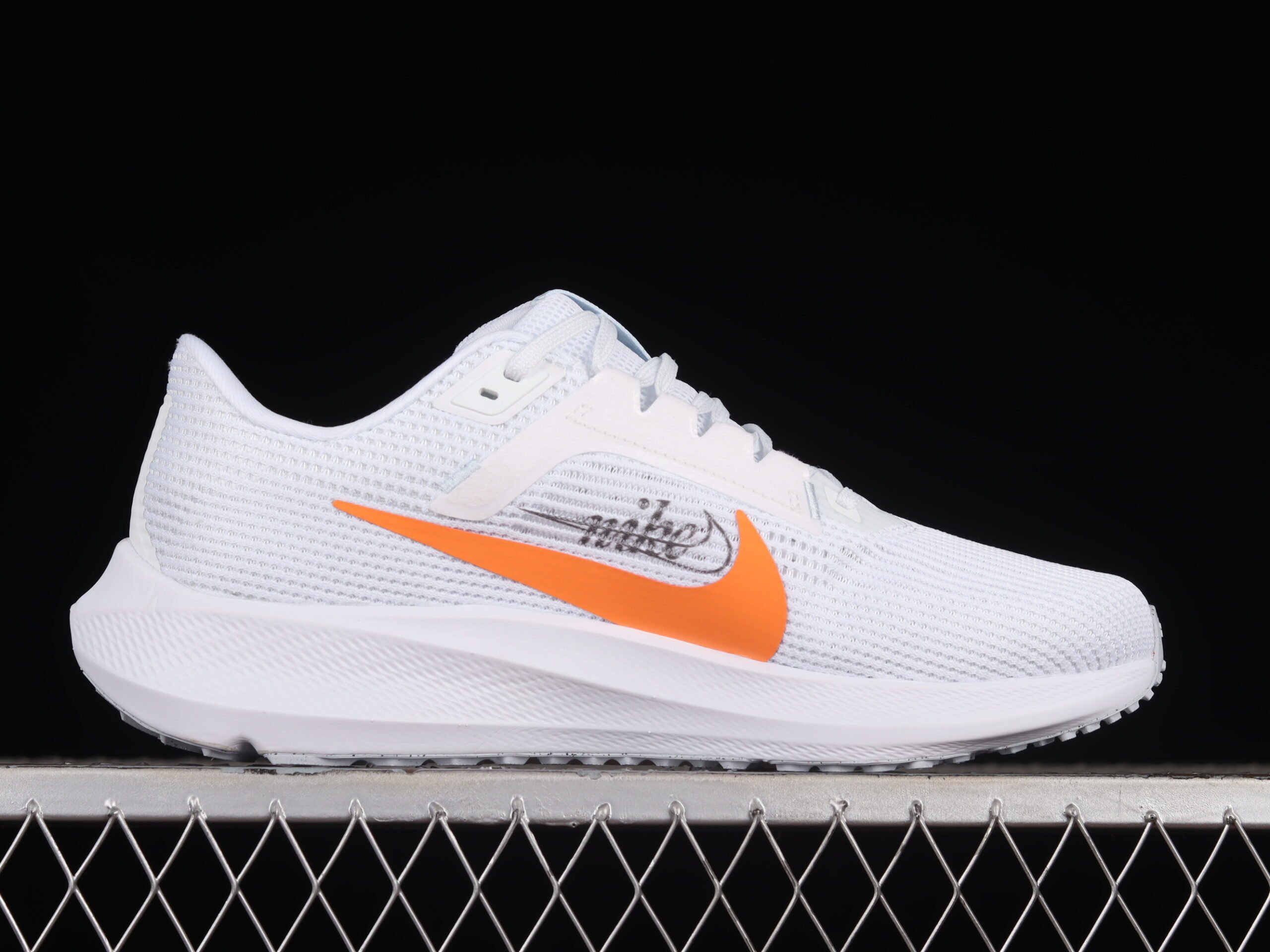 Nike Air Zoom Pegasus 40 Premium 'White Multi-Color' — изображение 2