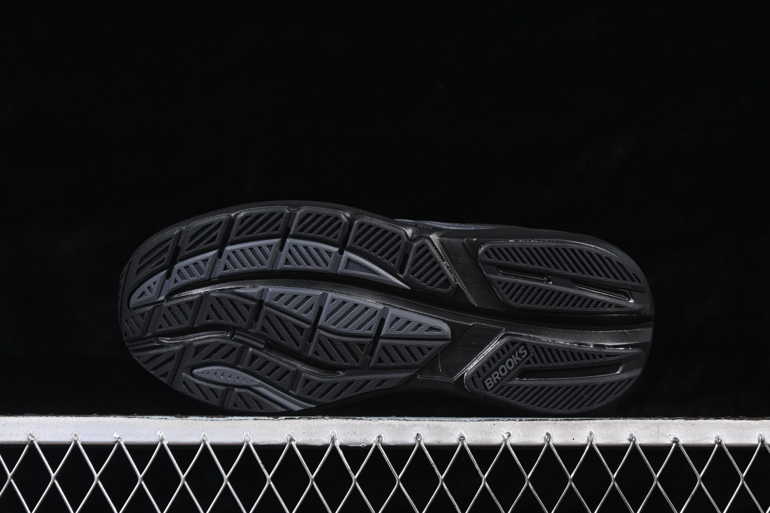 Brooks Ghost Max 3 — изображение 3