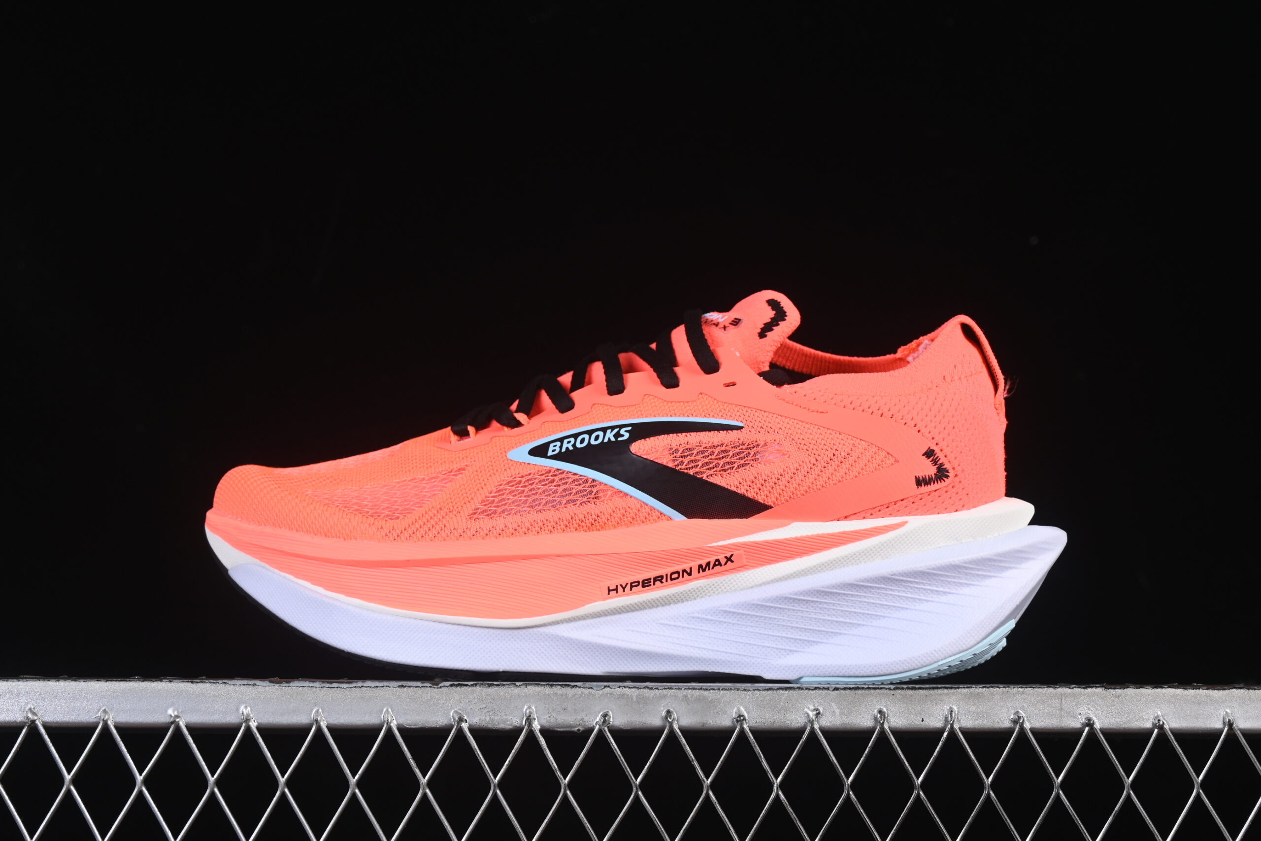 Brooks Hyperion Max 3