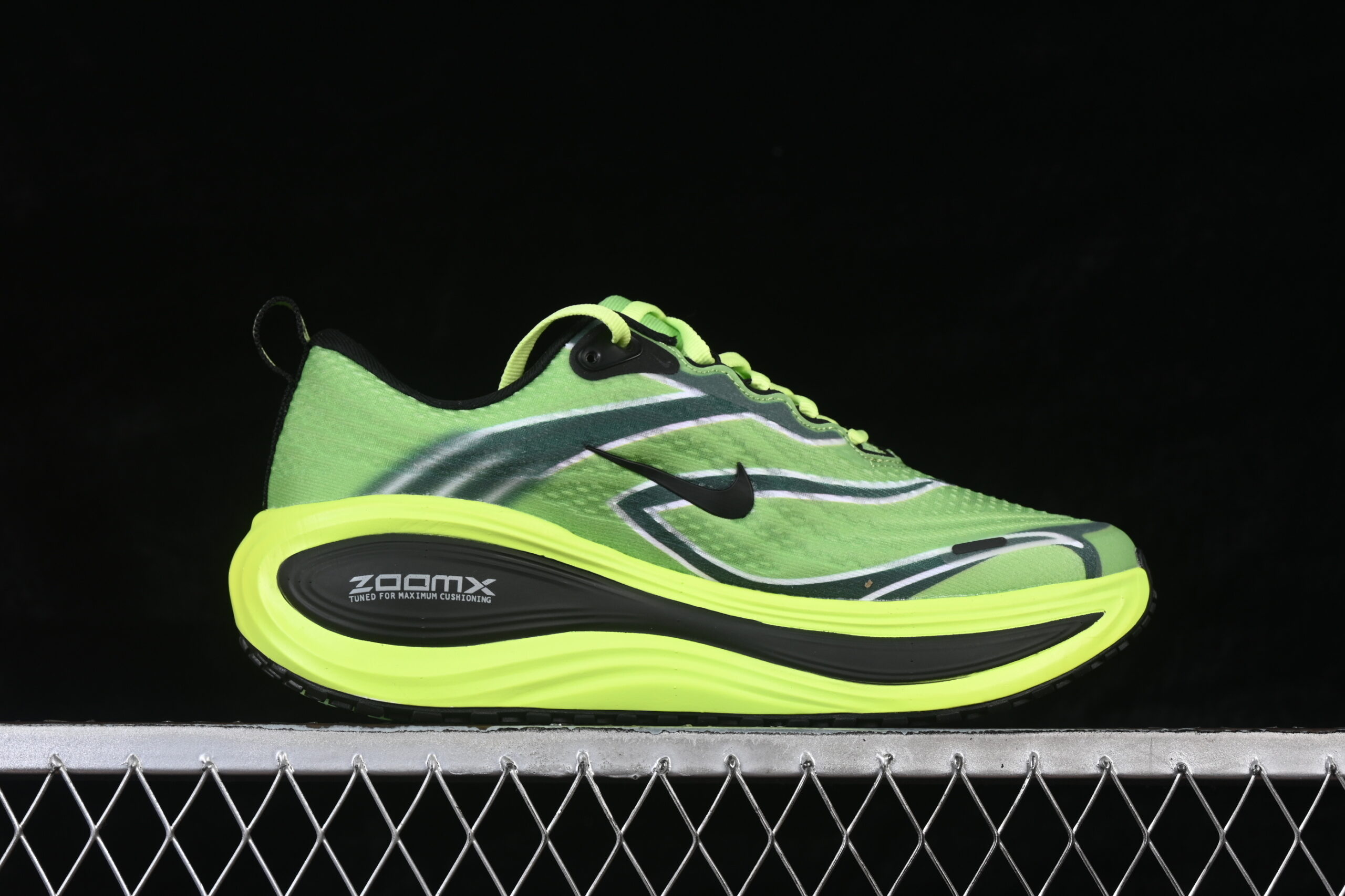 Nike Vomero Plus Ekiden Pack Volt — изображение 2