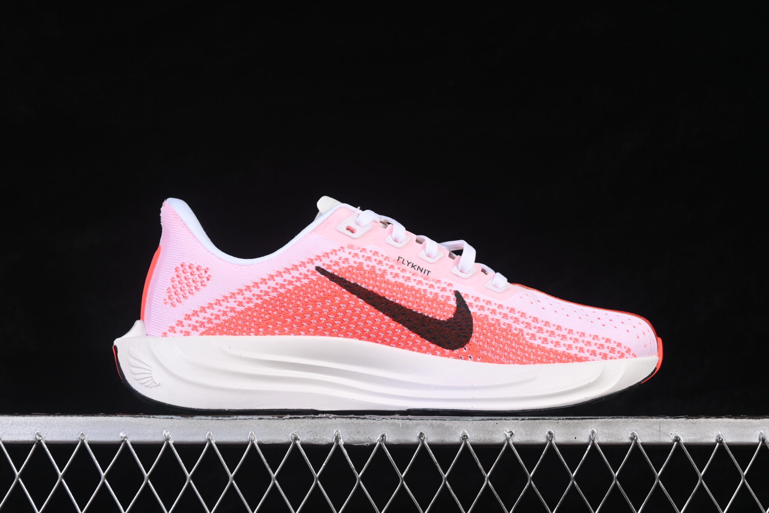 Nike Pegasus Plus White Red — изображение 2