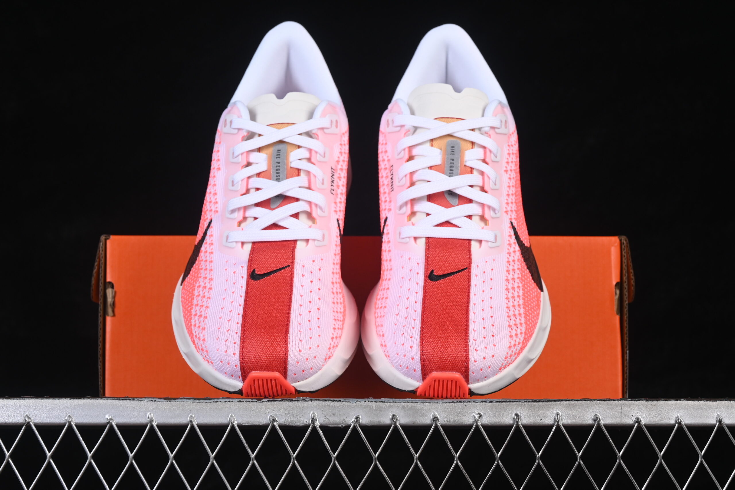 Nike Pegasus Plus White Red — изображение 5