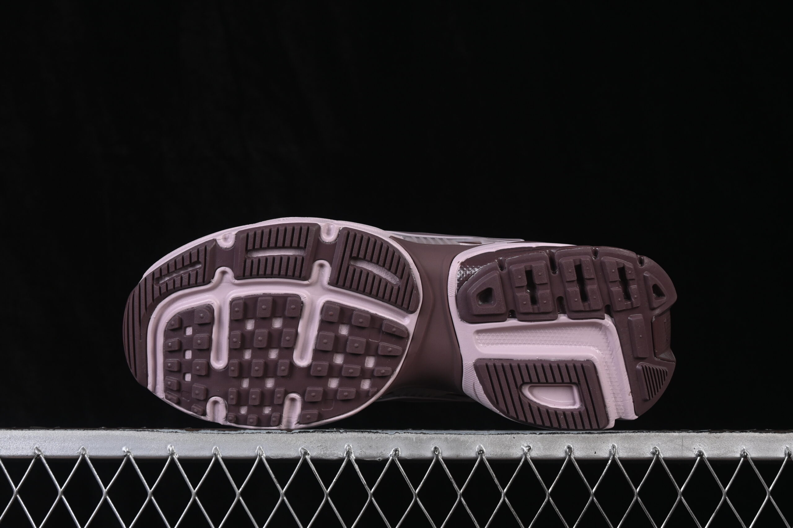 Nike V2K Run WMNS Particle Rose Tattoo — изображение 3