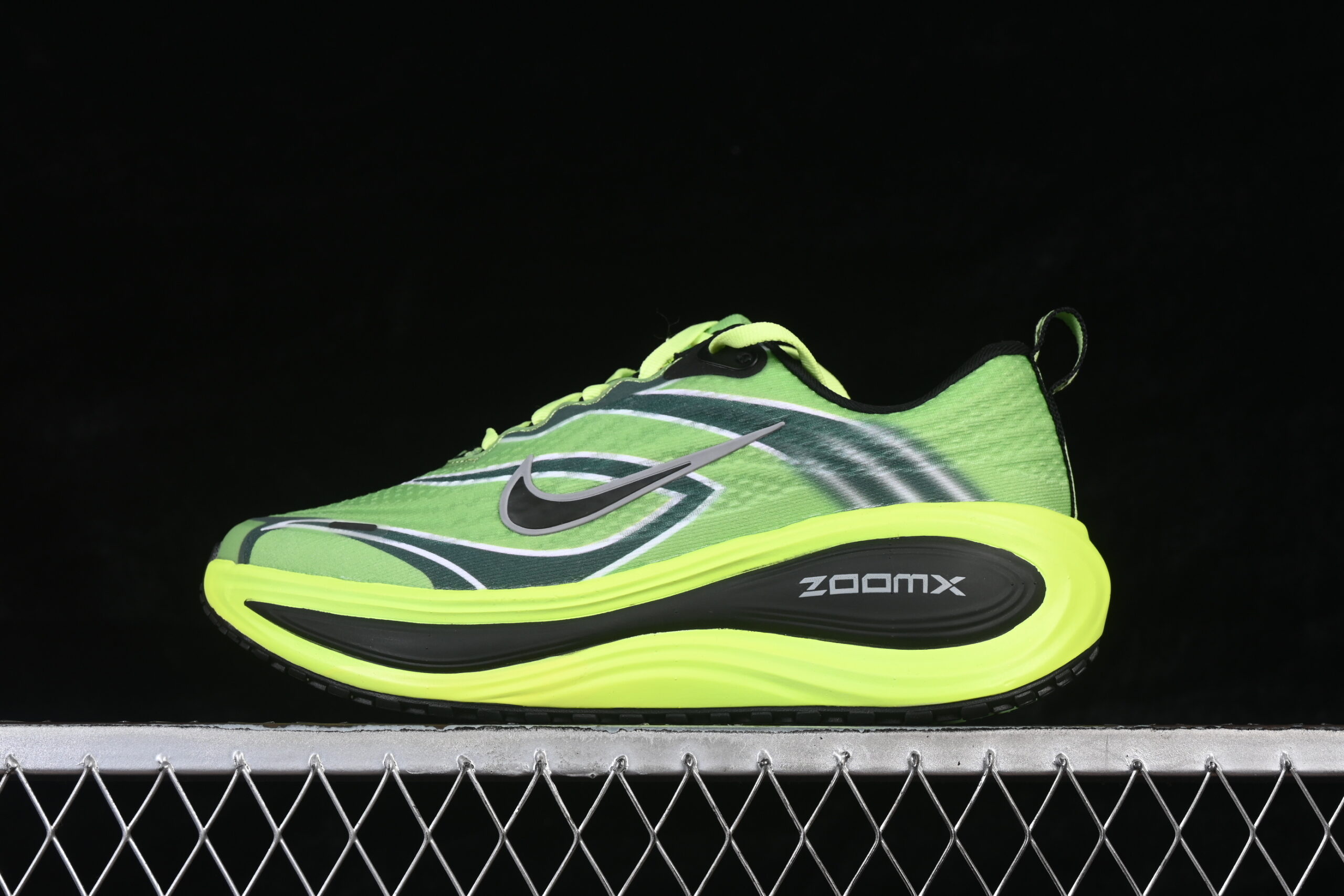 Nike Vomero Plus Ekiden Pack Volt