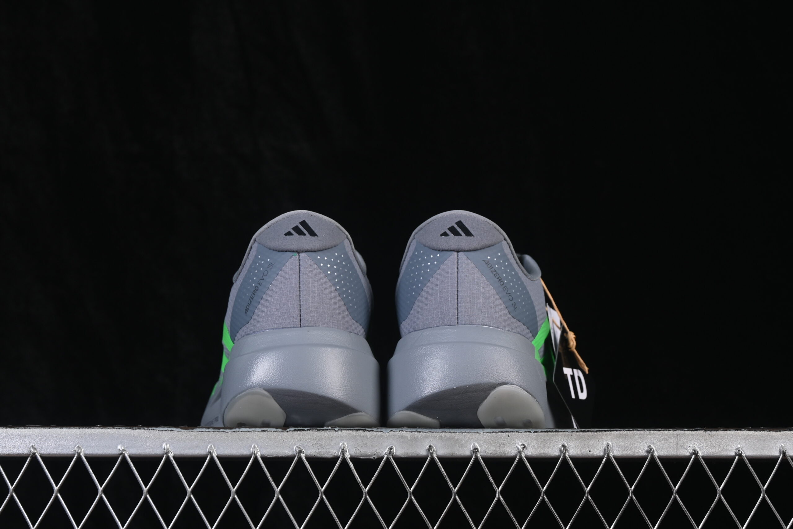 Adidas Adizero EVO SL WOVEN Grey — изображение 4
