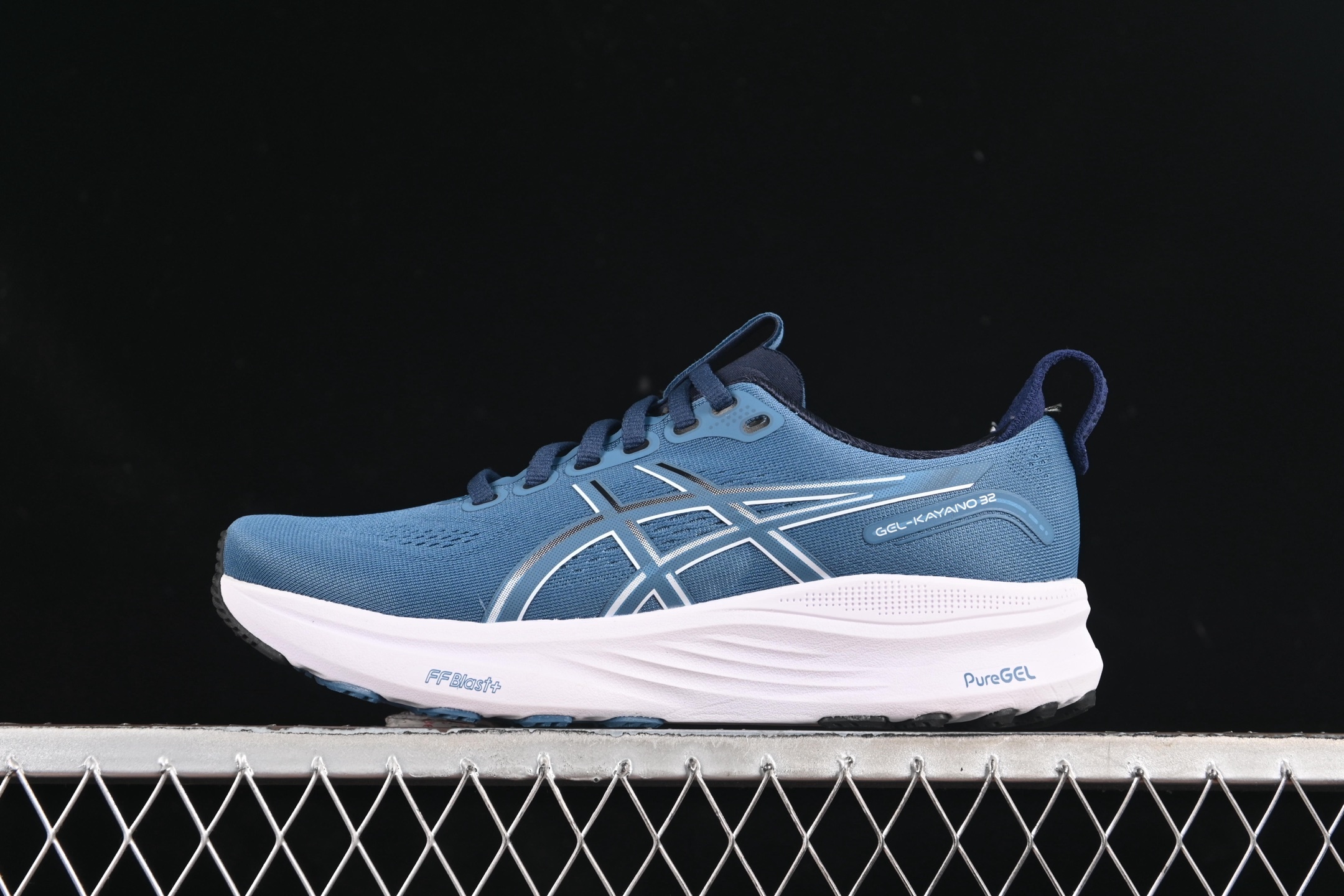 ASICS Gel Kayano 32 Extra Wide Winter Sea
