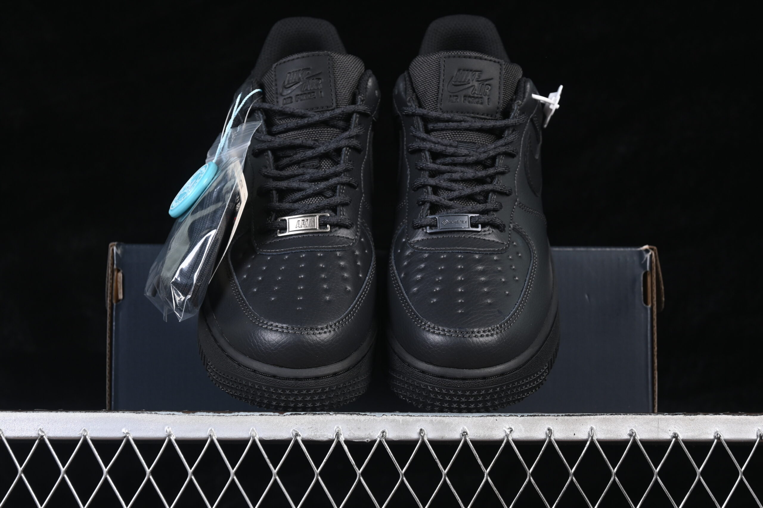 Nike Air Force 1 Low GORE-TEX Vibram Black — изображение 5