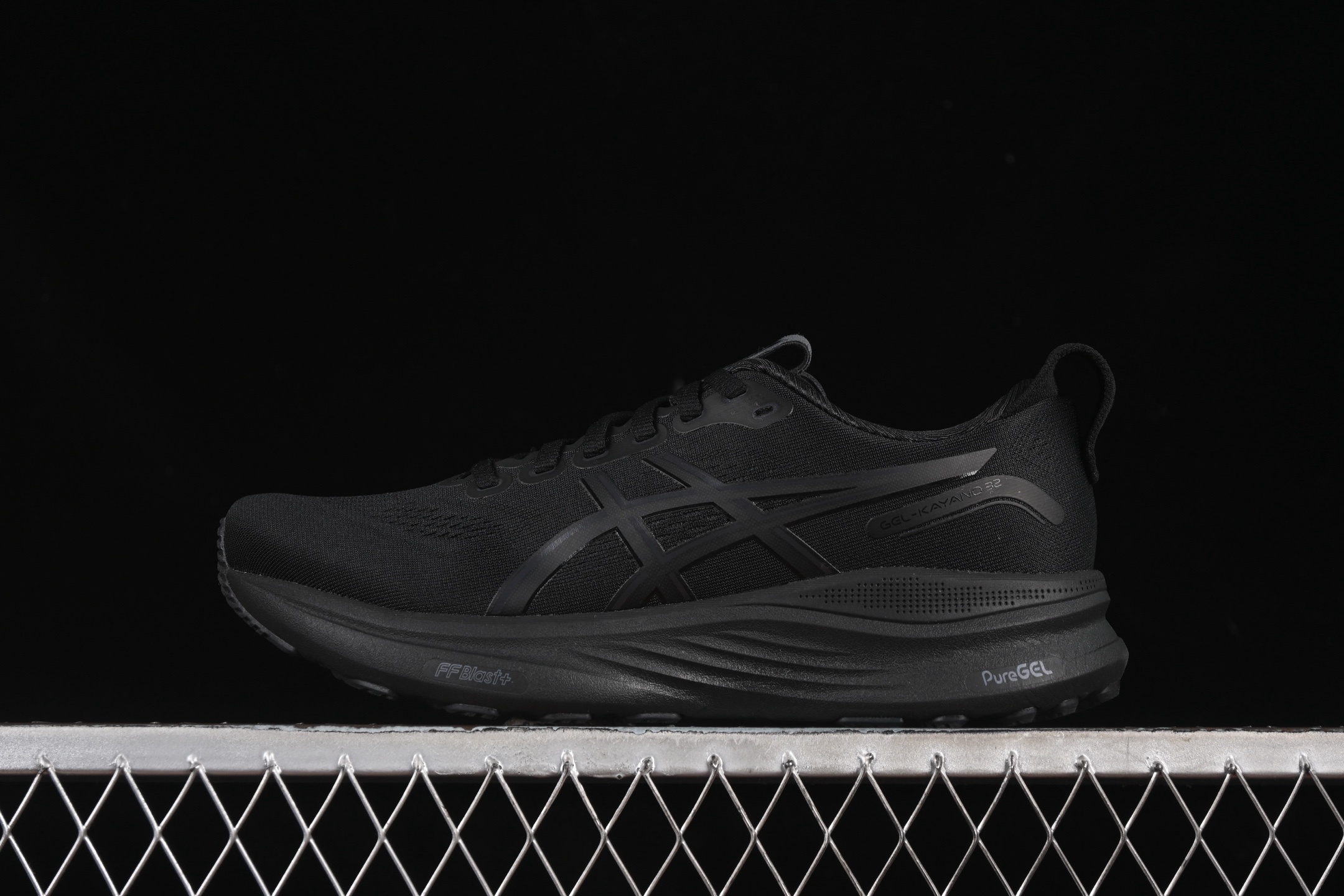 ASICS Gel Kayano 32 Black Graphite Grey