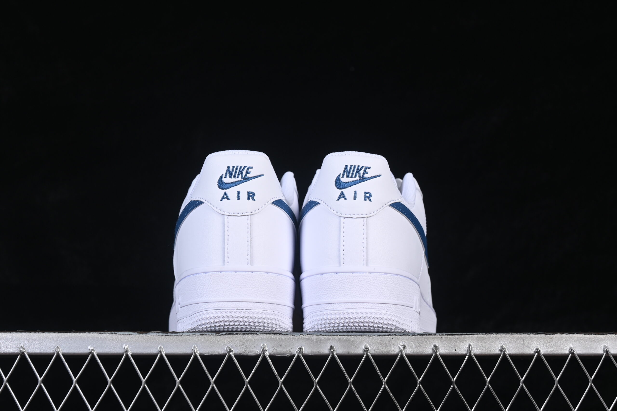 Nike Air Force 1 '07 — изображение 4