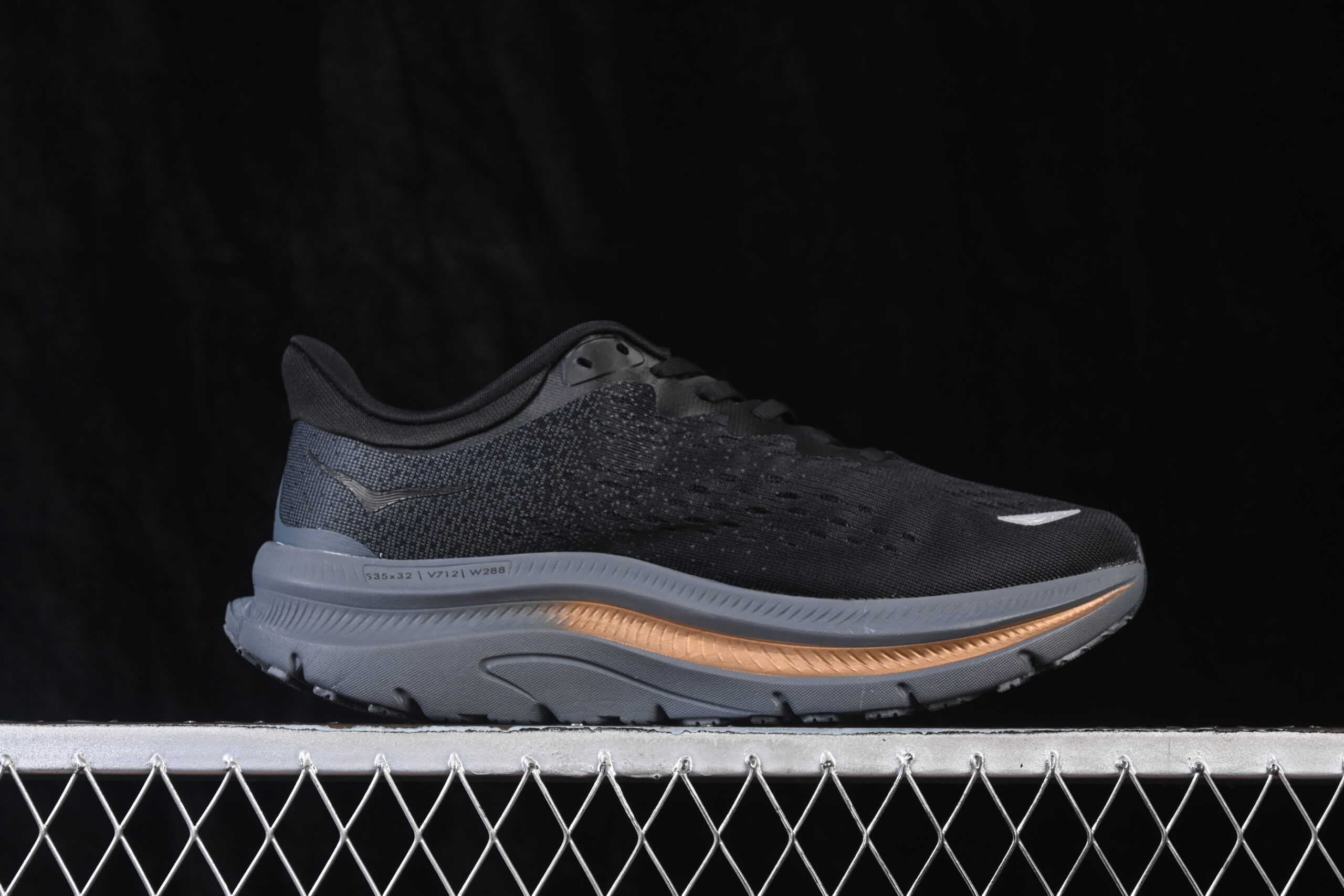 Hoka One One Kawana Black Copper — изображение 2