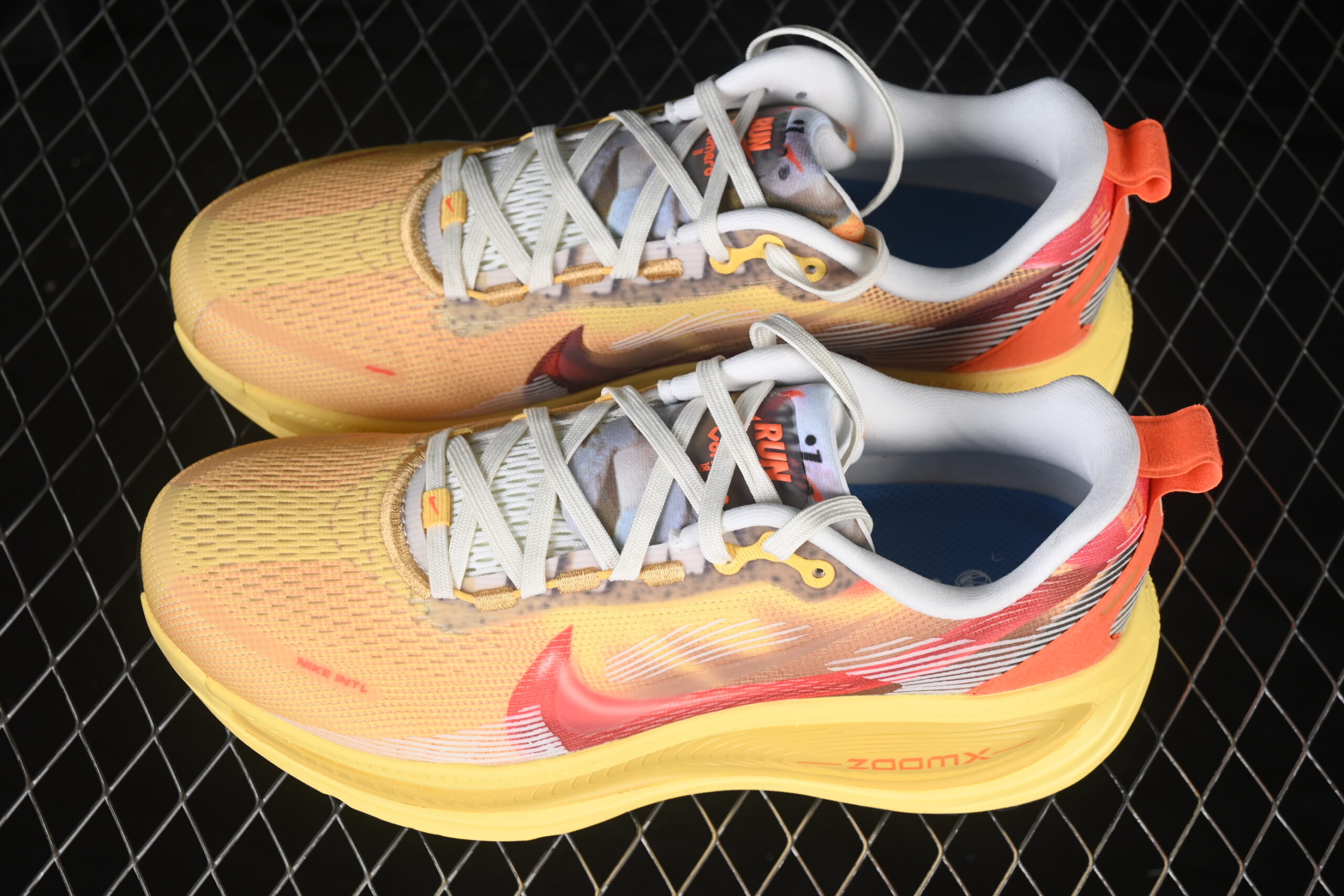 Nike Vomero 18 GORE-TEX International Running Pack — изображение 6