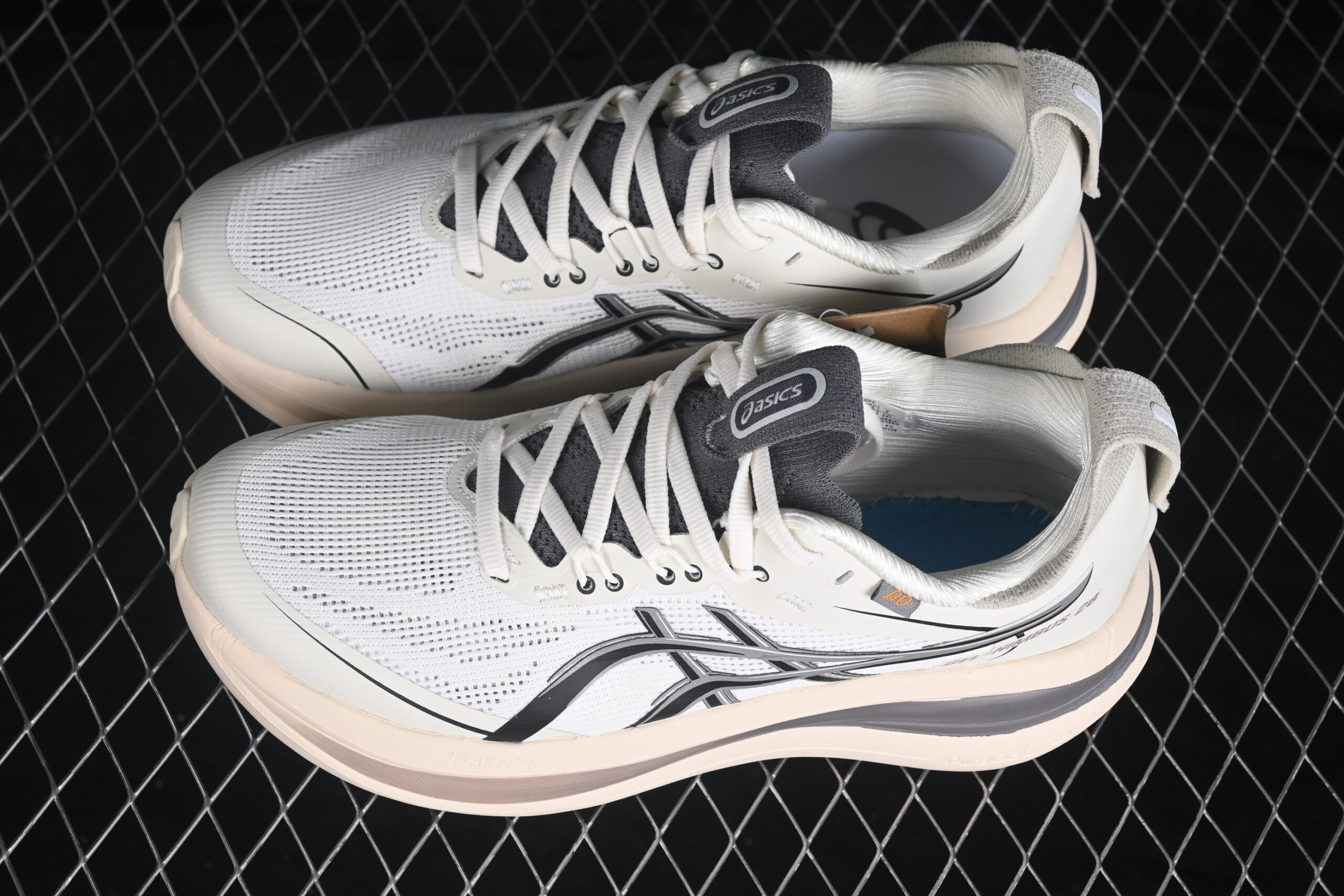 ASICS GEL-NIMBUS 28 Beige Grey — изображение 4