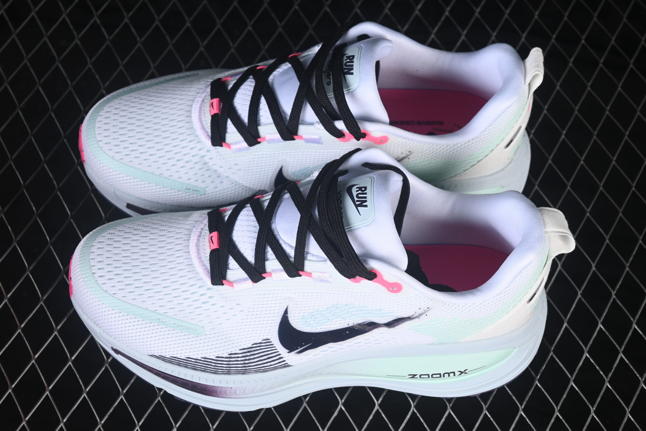 Nike Vomero 18 White Glacier Blue — изображение 6