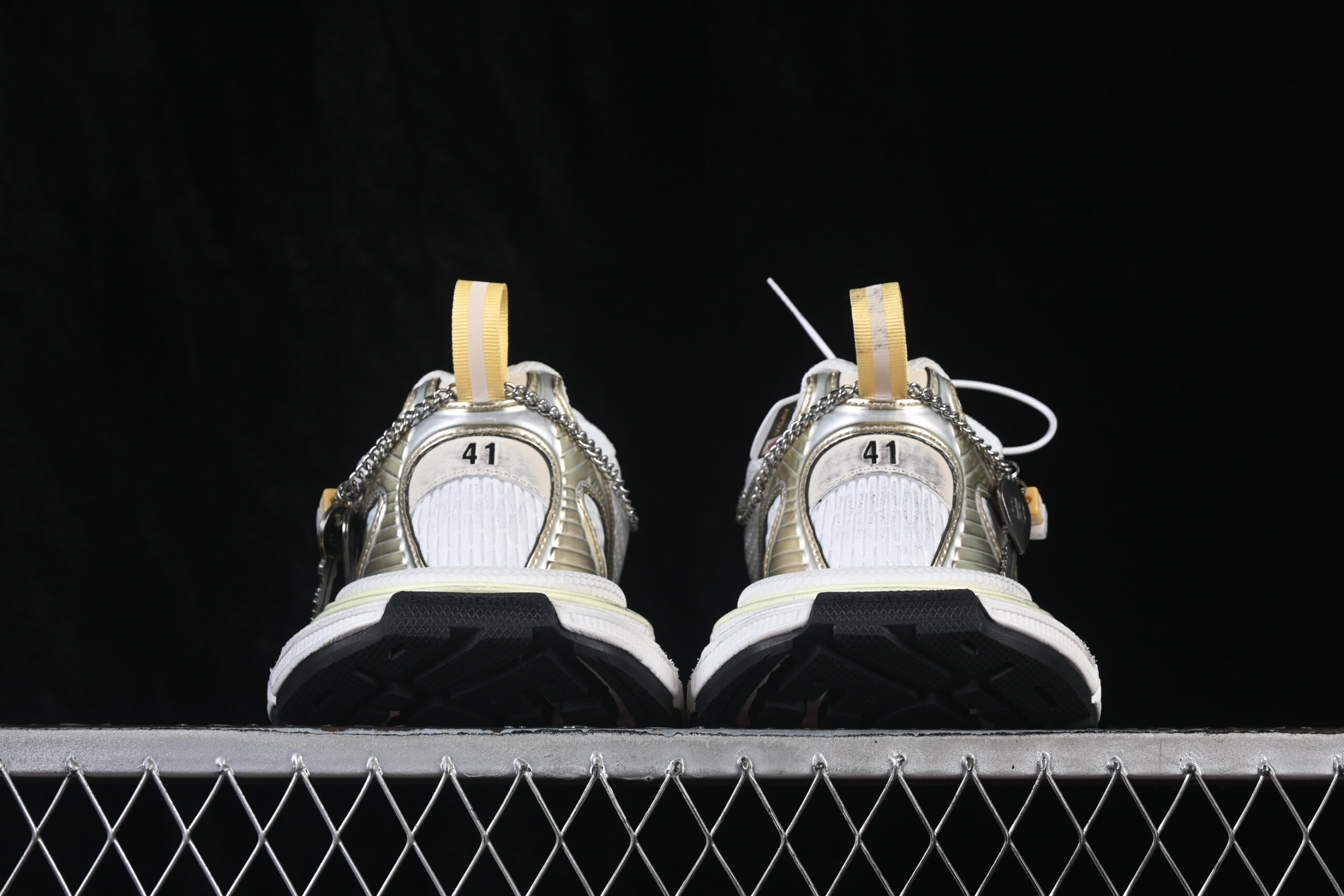 Men's 3xl Trainers With Charms in White/yellow/silver/black — изображение 4