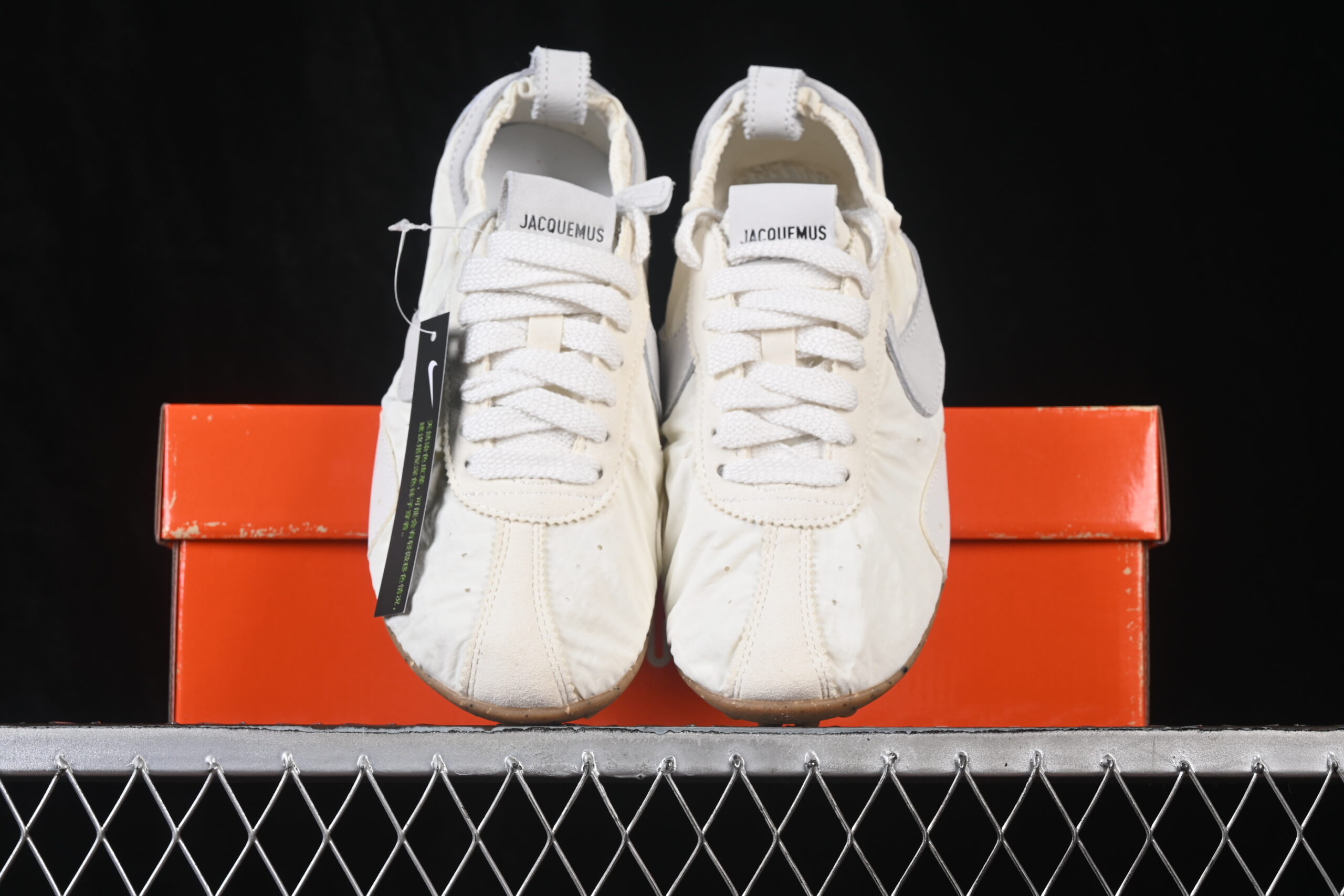 Jacquemus x Wmns Nike Moon Shoe SP Soft Pearl — изображение 5