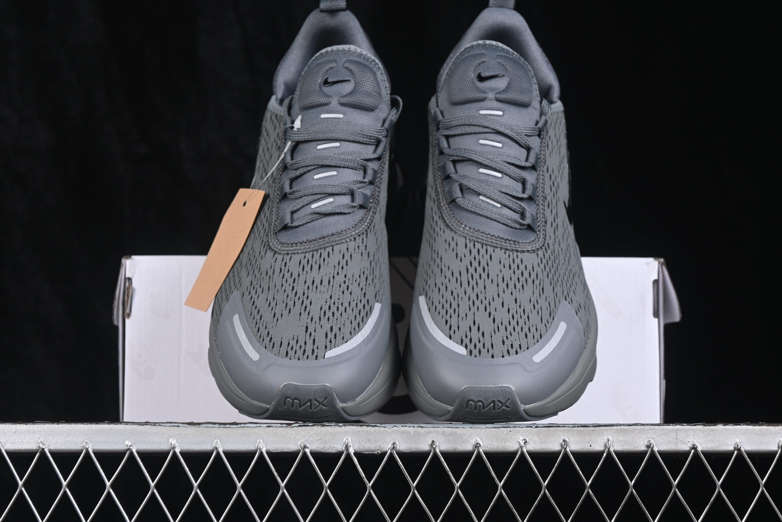 Nike Air Max 270 Smoke Grey — изображение 5