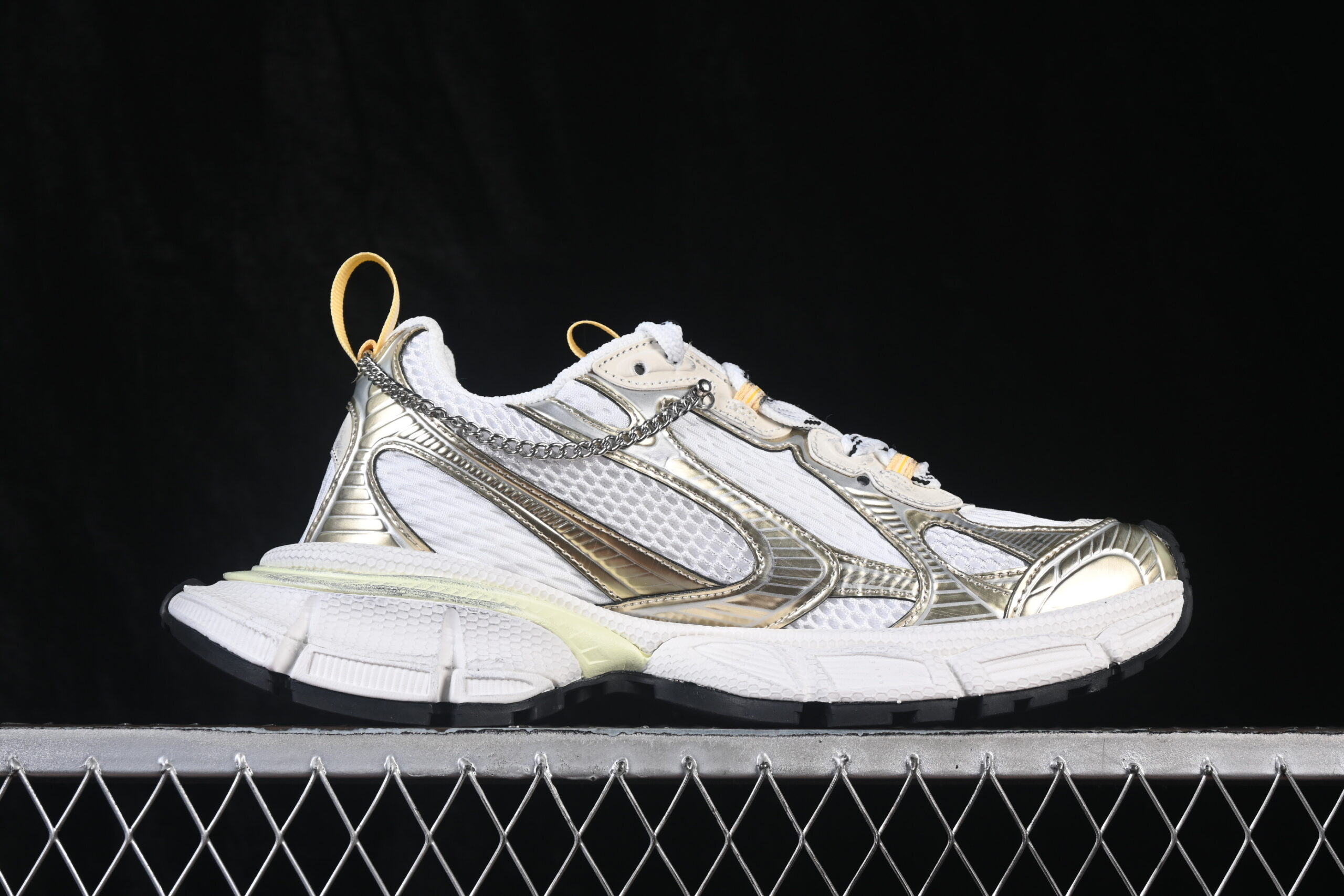 Men's 3xl Trainers With Charms in White/yellow/silver/black — изображение 2