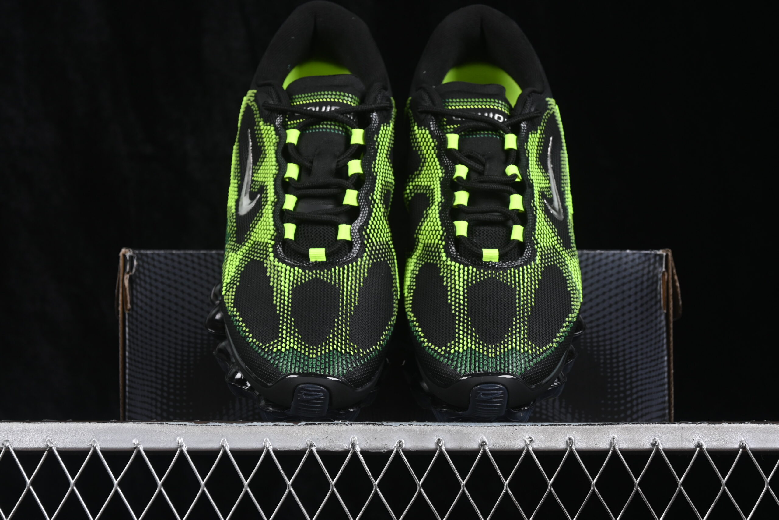Nike Liquid Max Poison Dart Frog — изображение 5