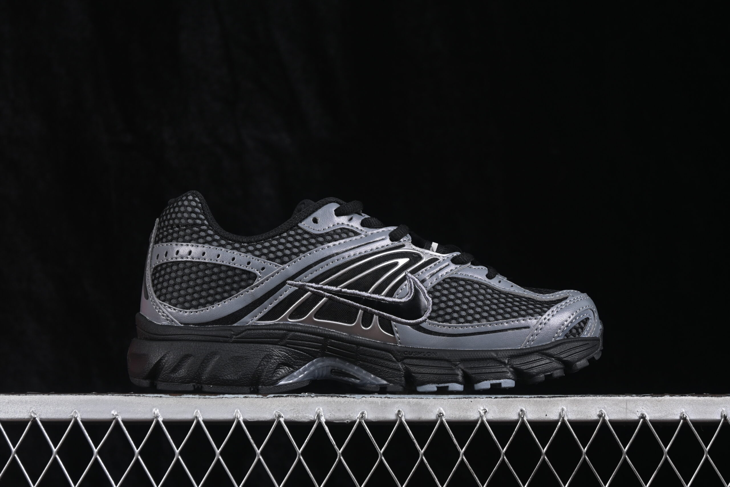Nike Air Max Moto 2K Black Grey — изображение 2