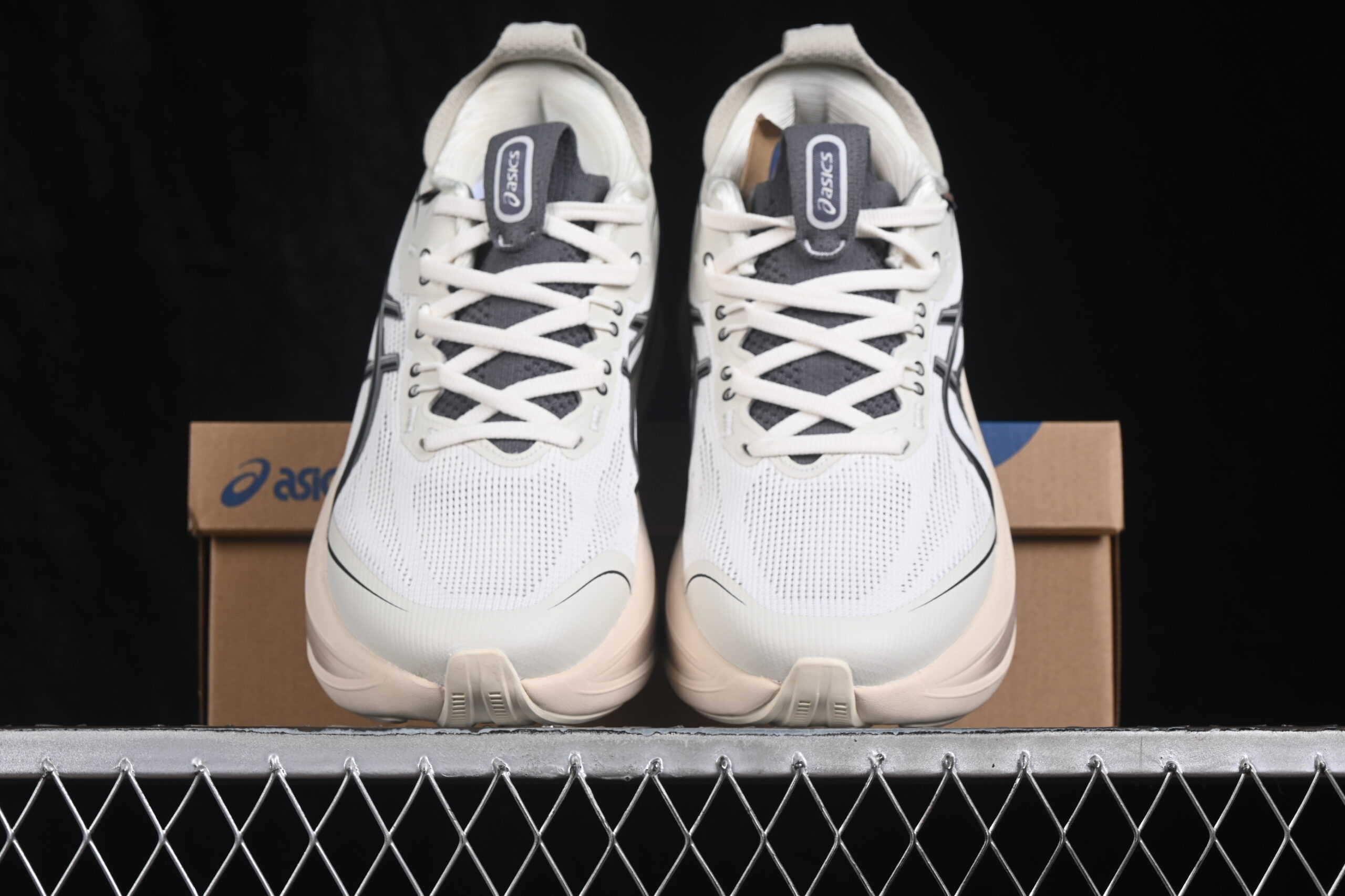 ASICS GEL-NIMBUS 28 Beige Grey — изображение 6