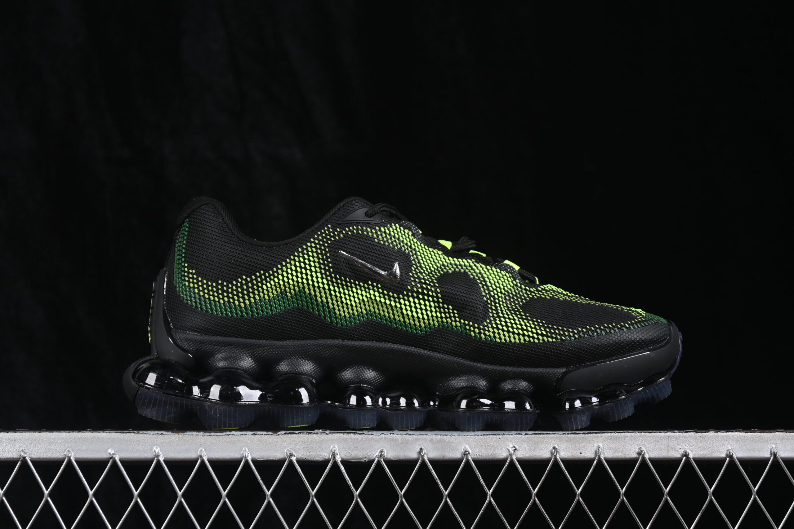 Nike Liquid Max Poison Dart Frog — изображение 2