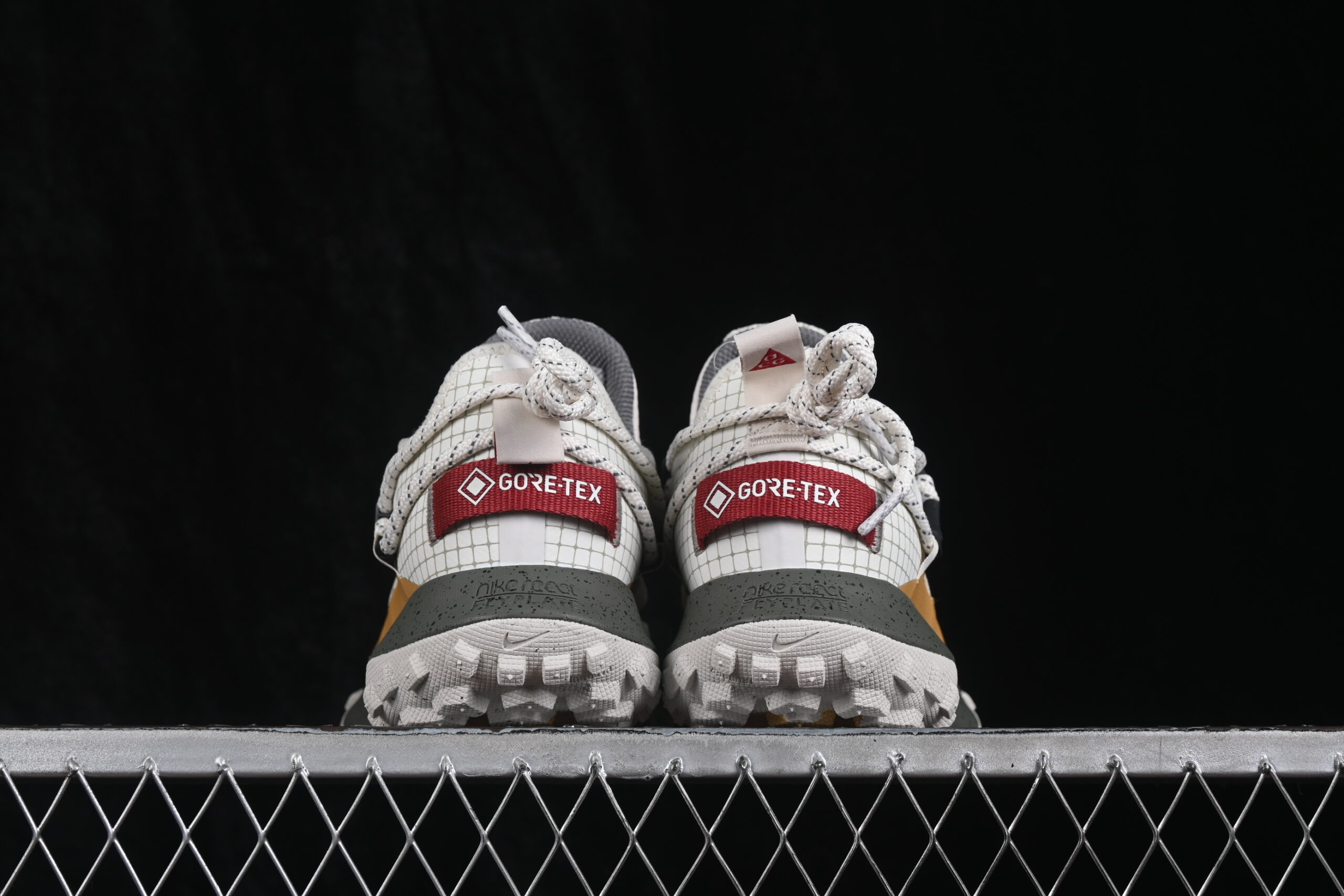 Nike ACG Mountain Fly Gore-Tex SE — изображение 3
