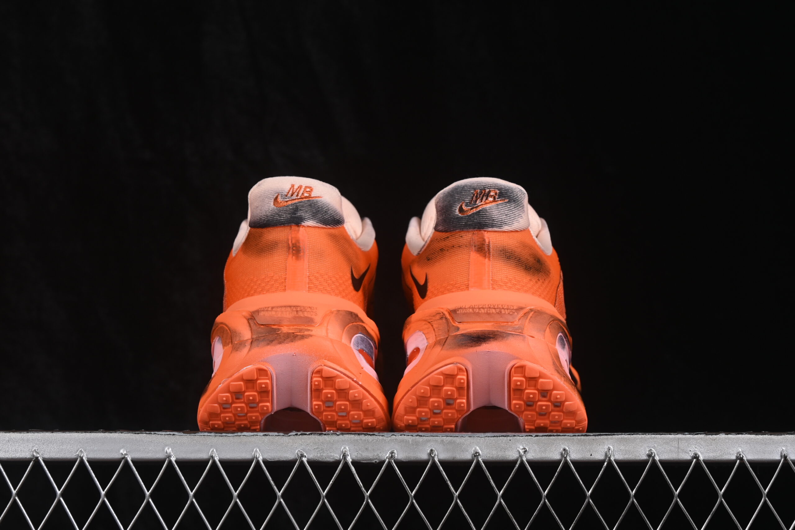 Melitta Baumeister x Nike Vomero Premium Total Orange — изображение 3