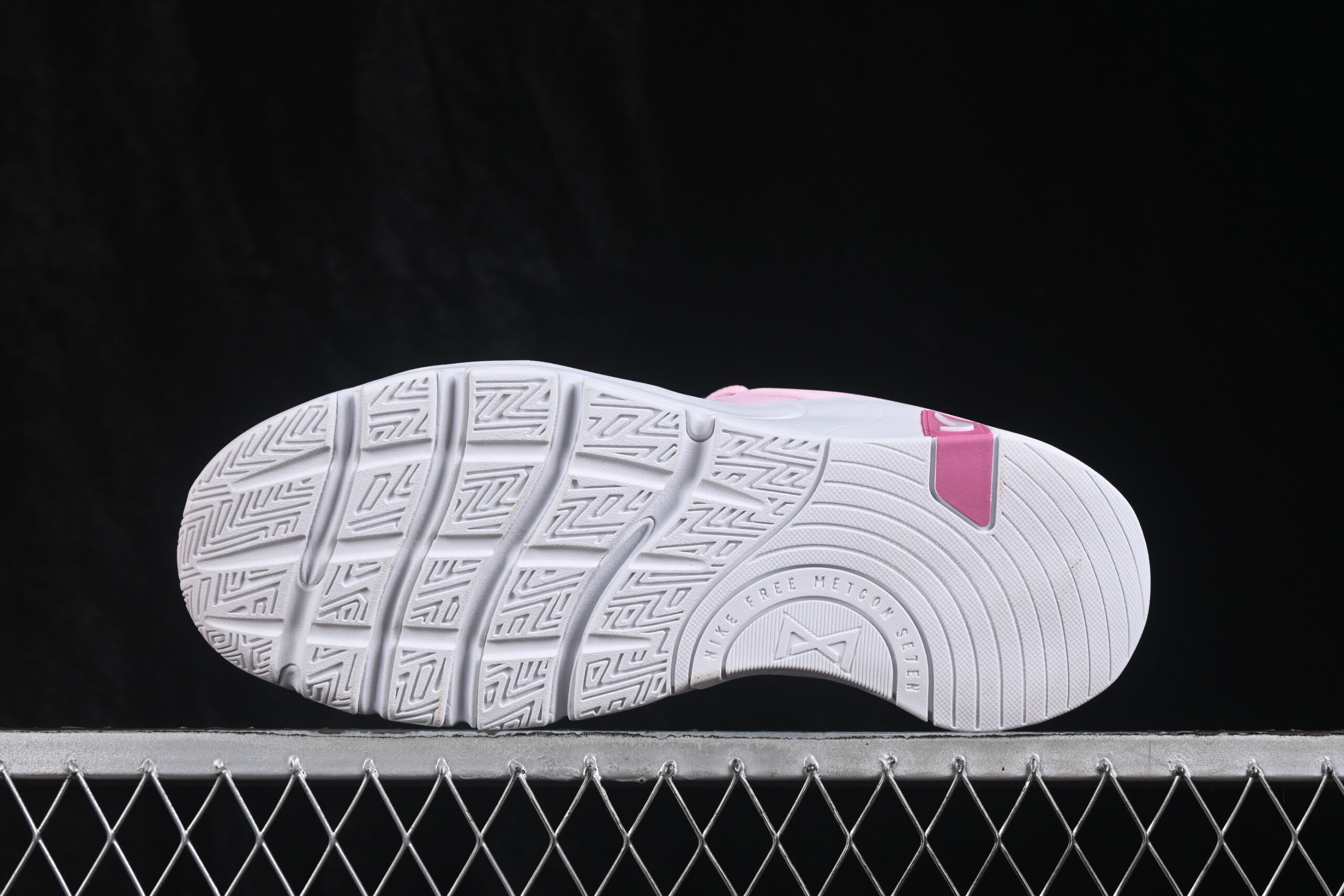 Nike Free Metcon 7 Pink — изображение 6