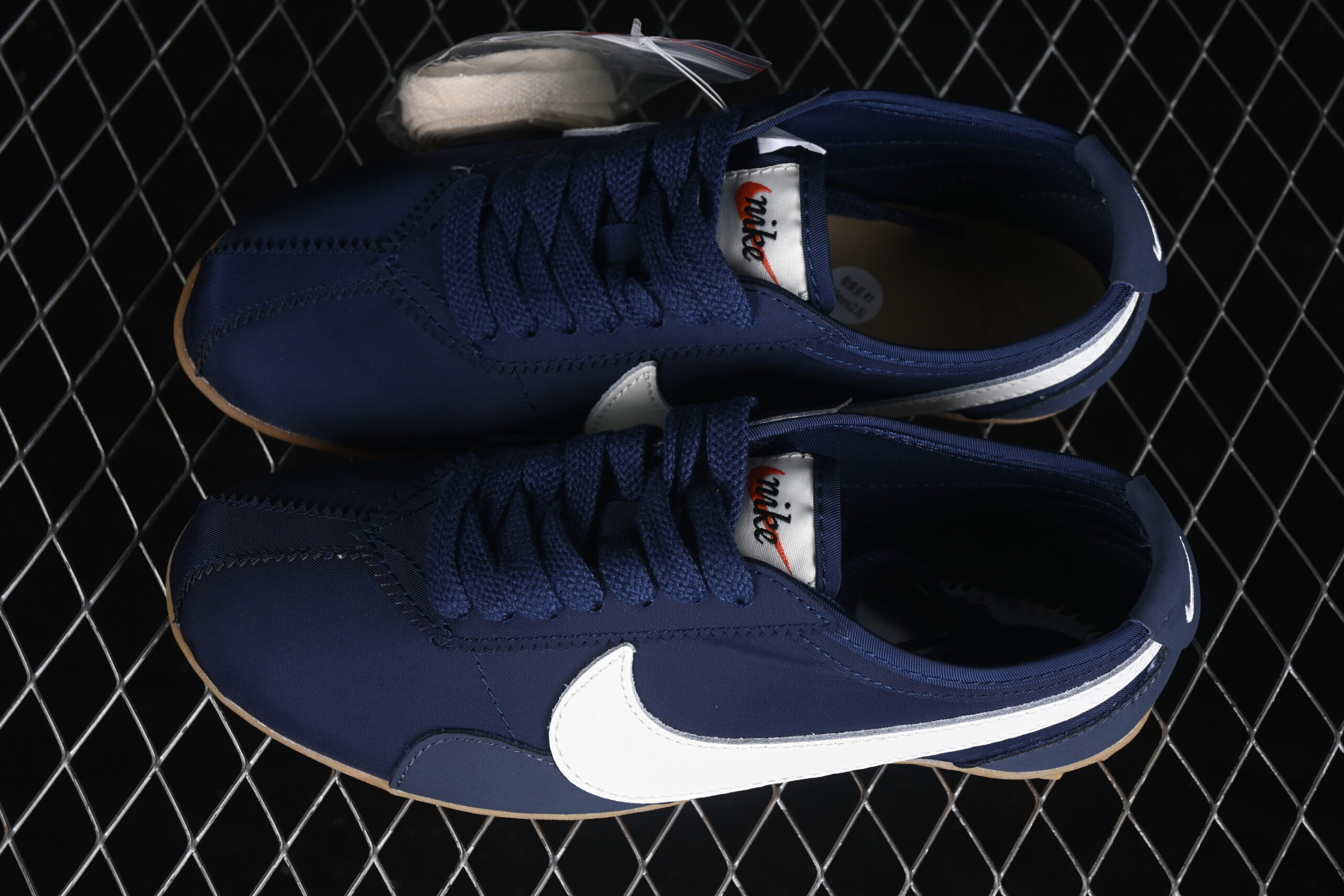 Nike Moon Shoe OG SP Women's - Midnight Navy Gum — изображение 5