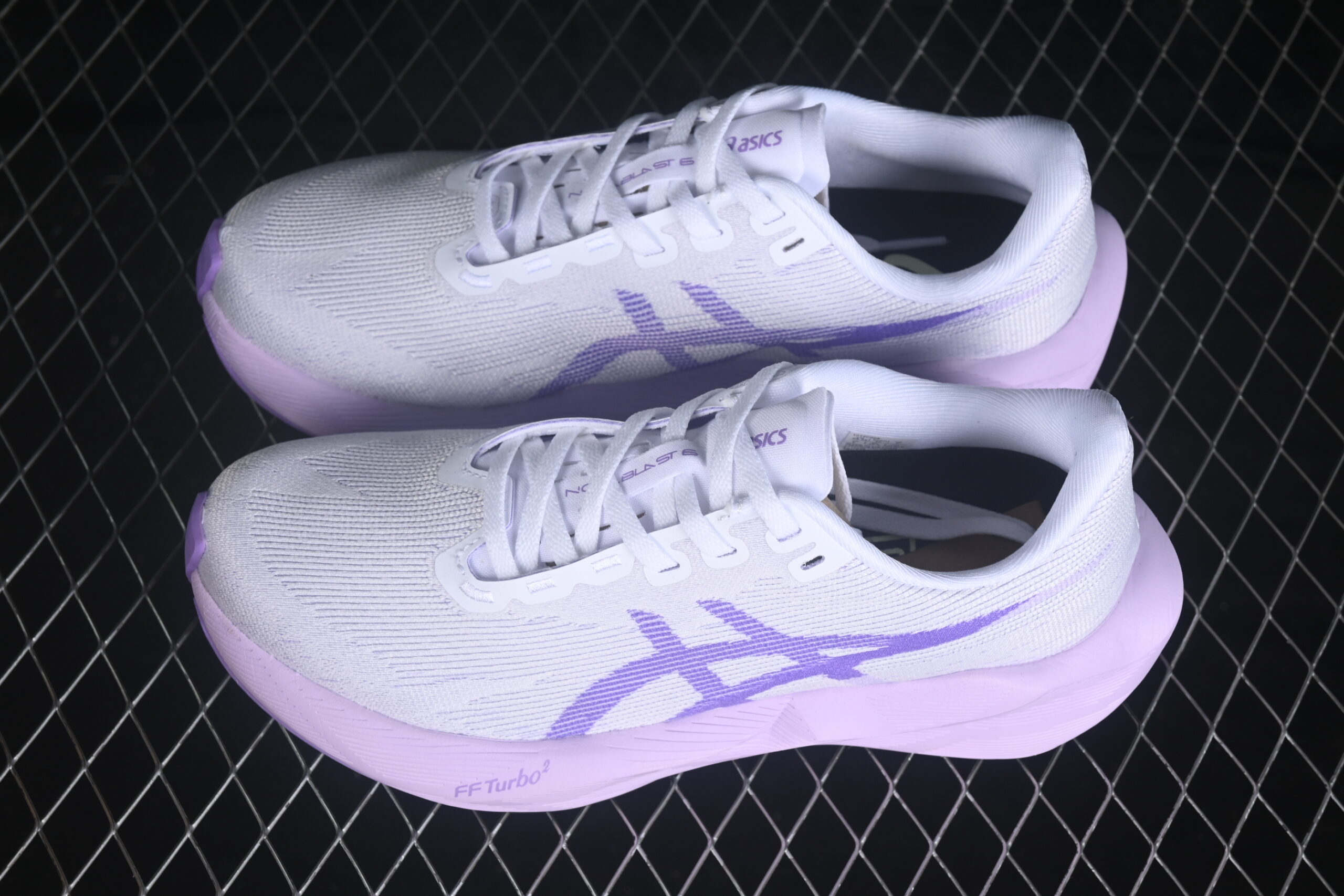 ASICS Novablast 6 White Purple — изображение 5