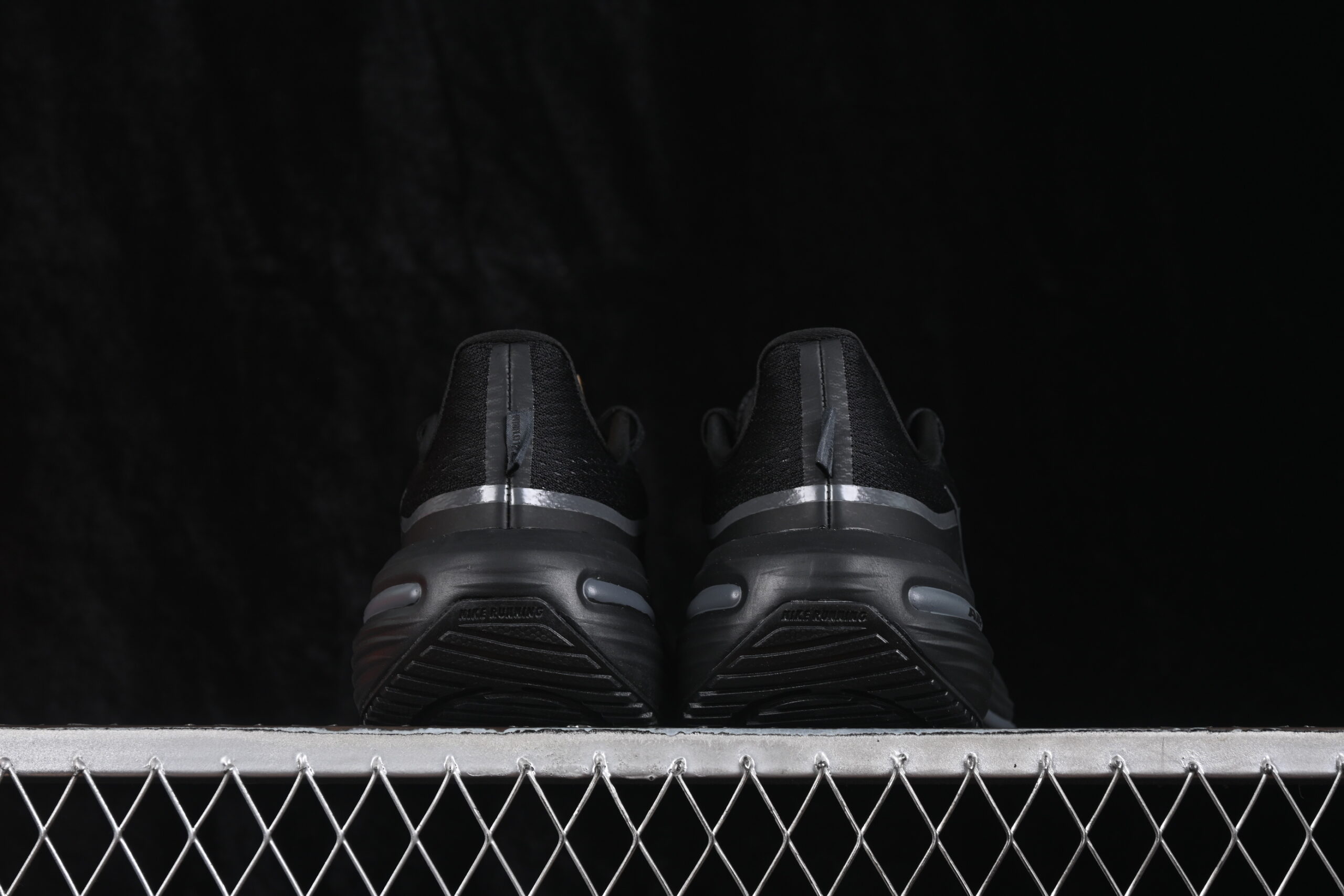 Nike Winflo 12 Black — изображение 4
