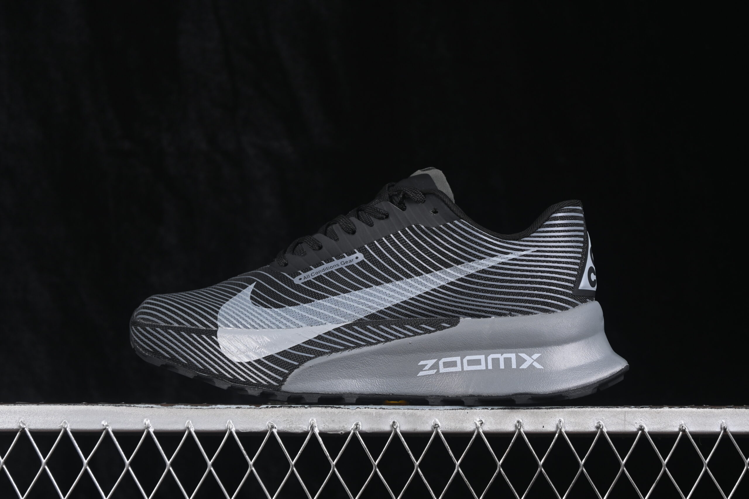 Nike ACG ZoomX Ultrafly Trail Black Photon Dust
