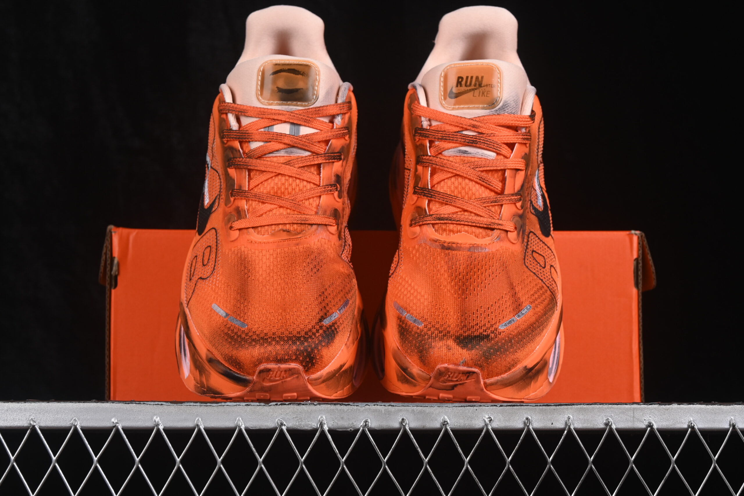 Melitta Baumeister x Nike Vomero Premium Total Orange — изображение 6