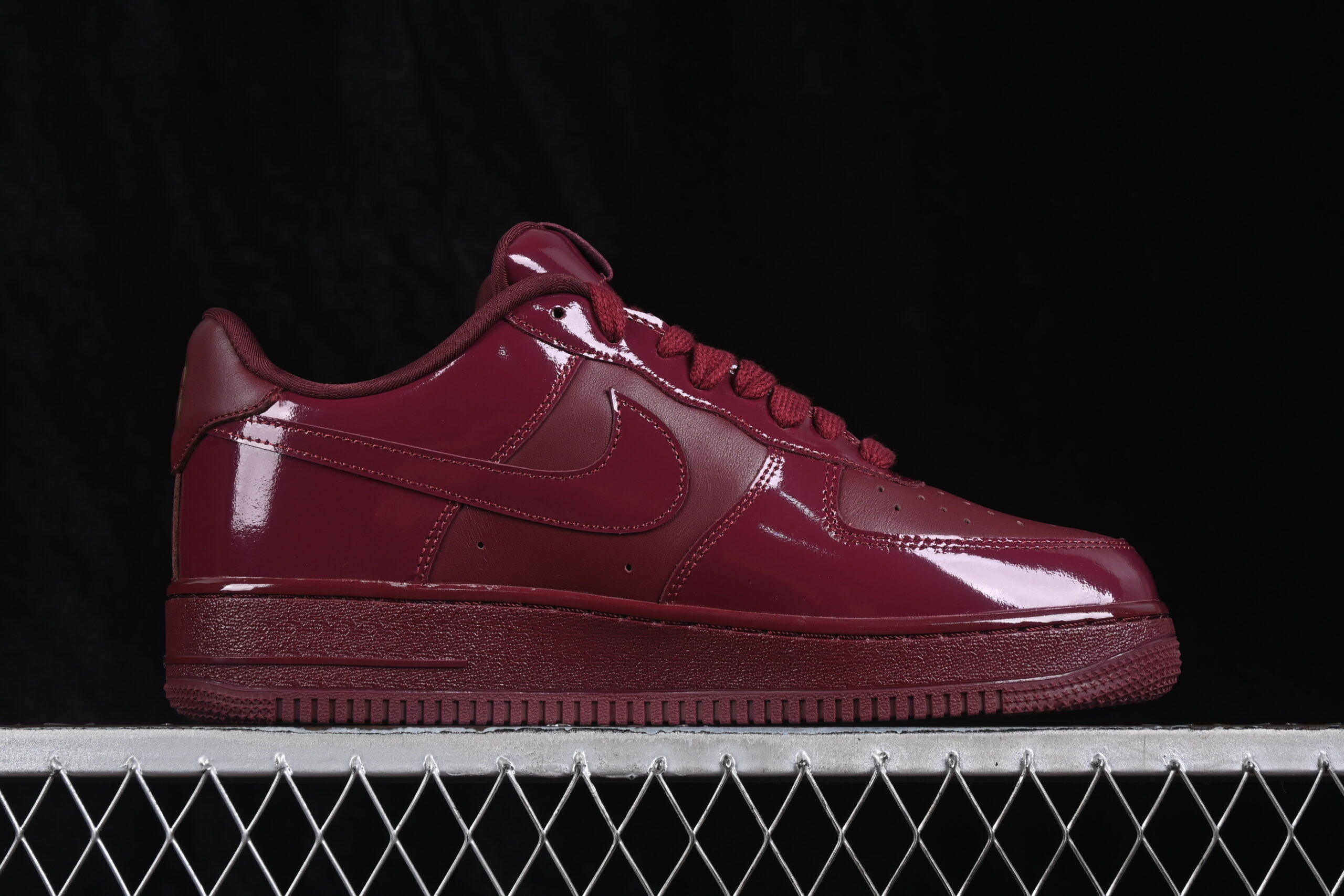 Nike Air Force 1 Low x Syna Dark Beetroot and Red Oxide — изображение 2