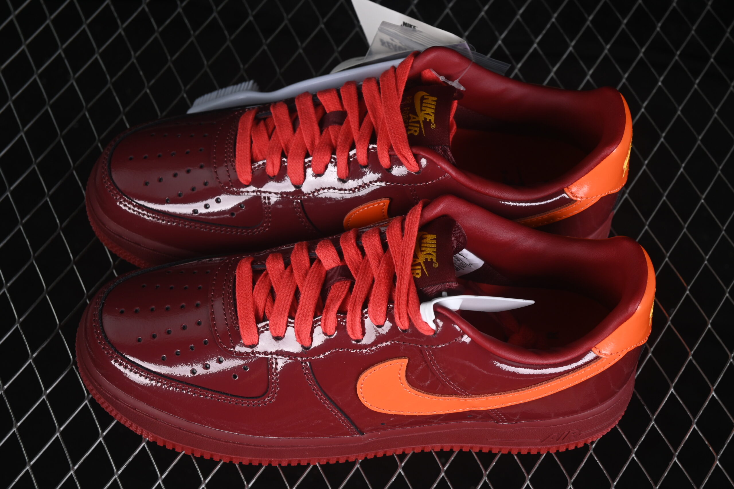 Nike Air Force 1 Low Patent Leather Dark Team Red — изображение 6