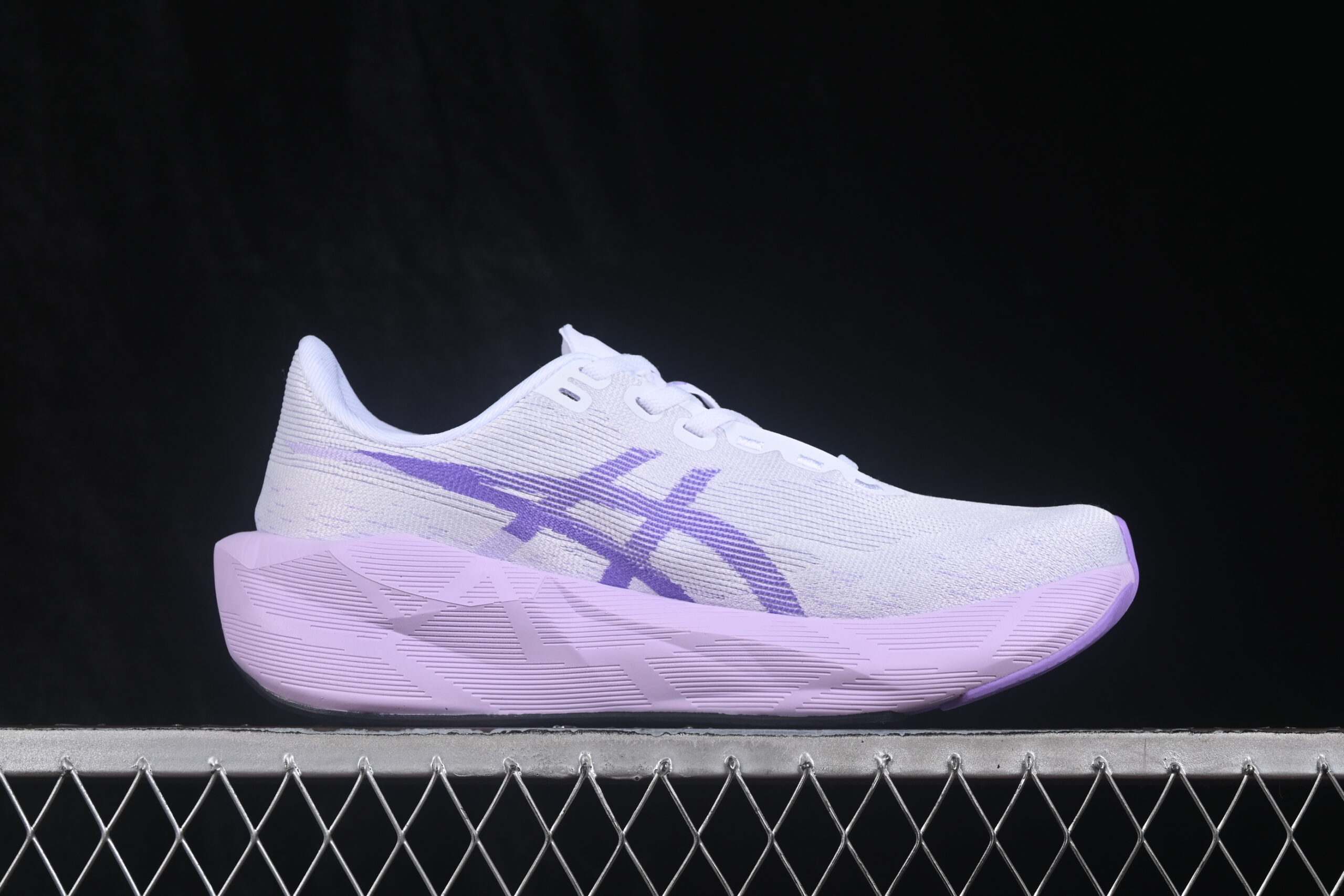 ASICS Novablast 6 White Purple — изображение 2