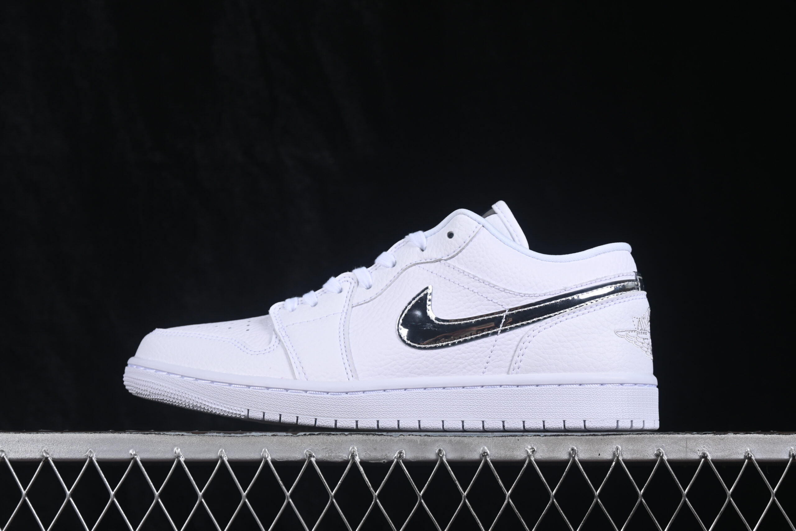 Air Jordan 1 Low SE Women's White