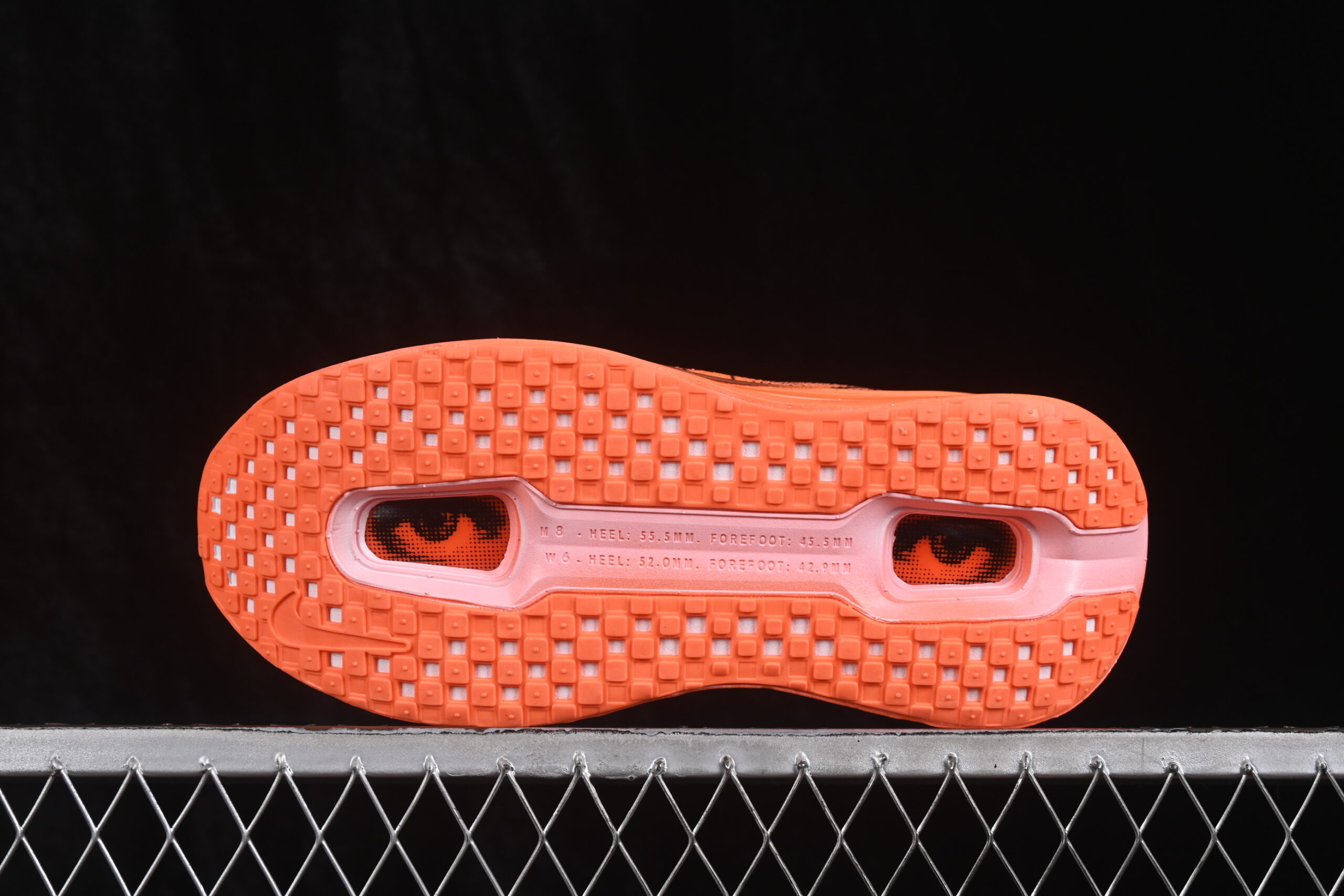 Melitta Baumeister x Nike Vomero Premium Total Orange — изображение 4