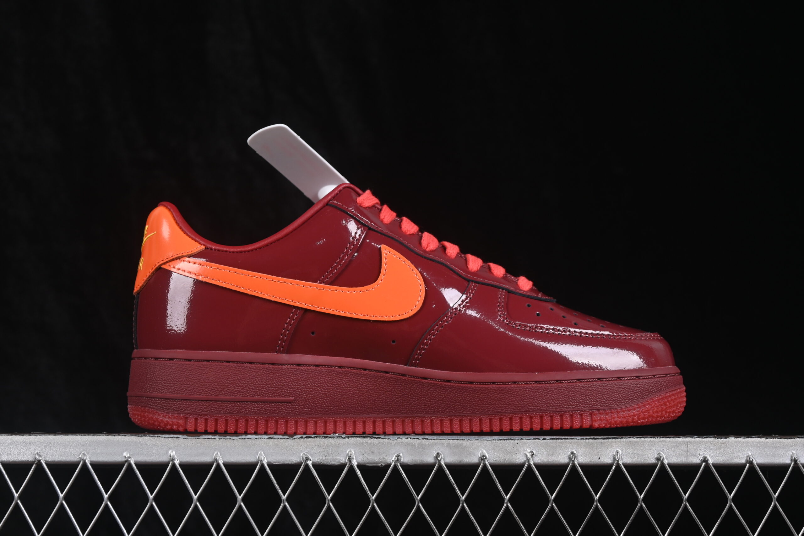 Nike Air Force 1 Low Patent Leather Dark Team Red — изображение 2