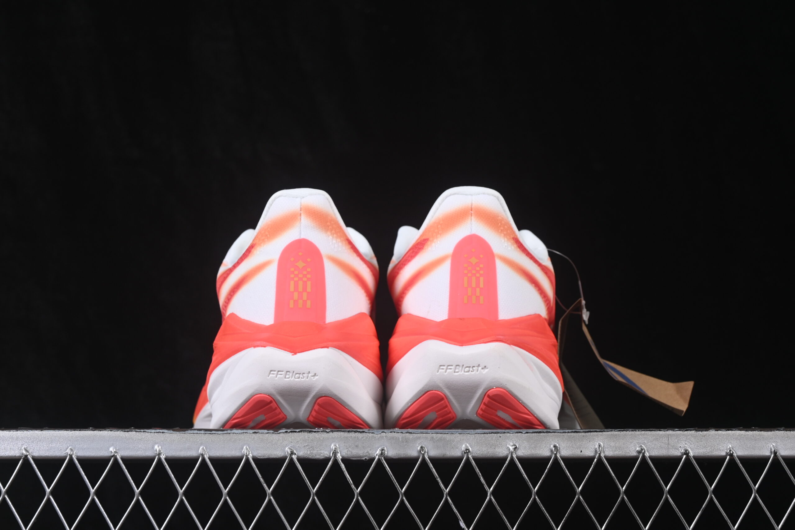 ASICS Superblast 3 White Orange — изображение 3