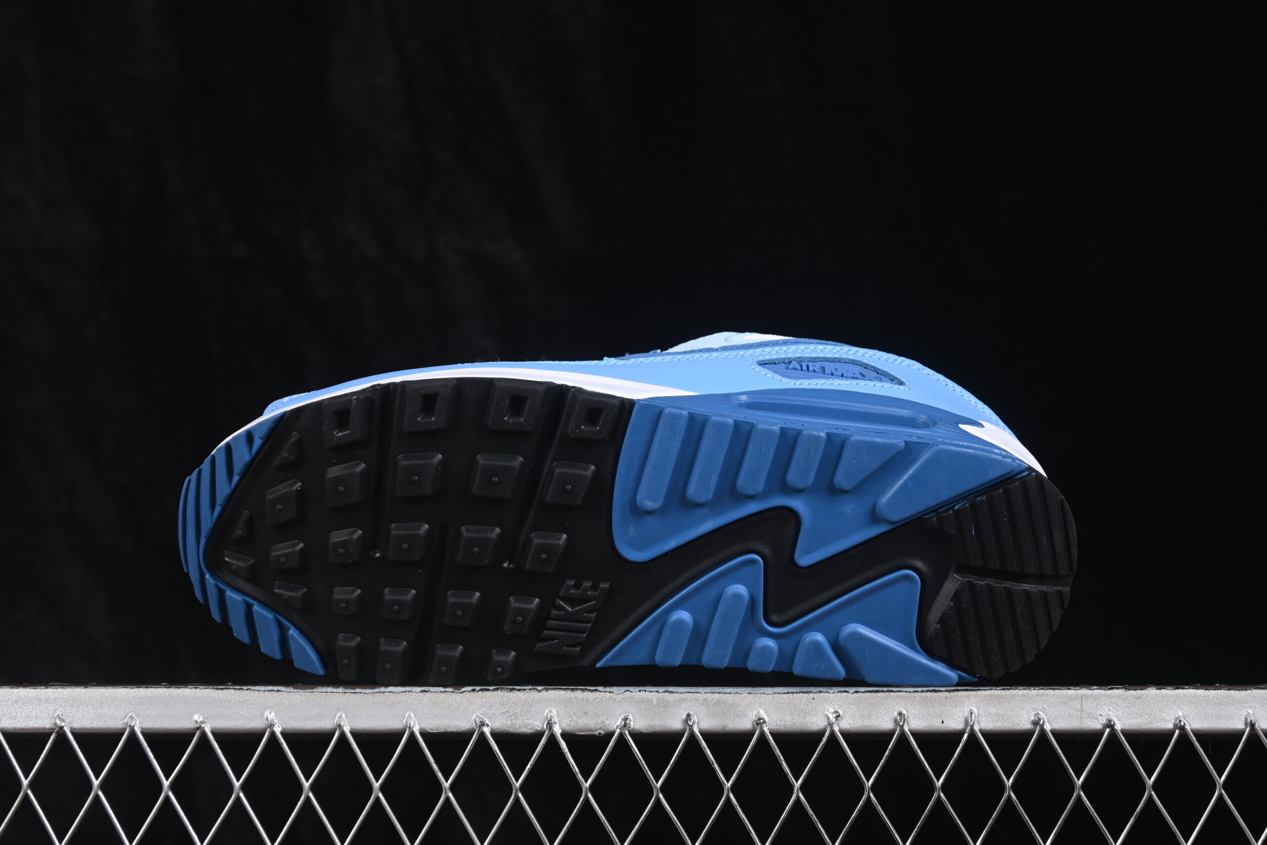 Nike Air Max 90 White Blue — изображение 3